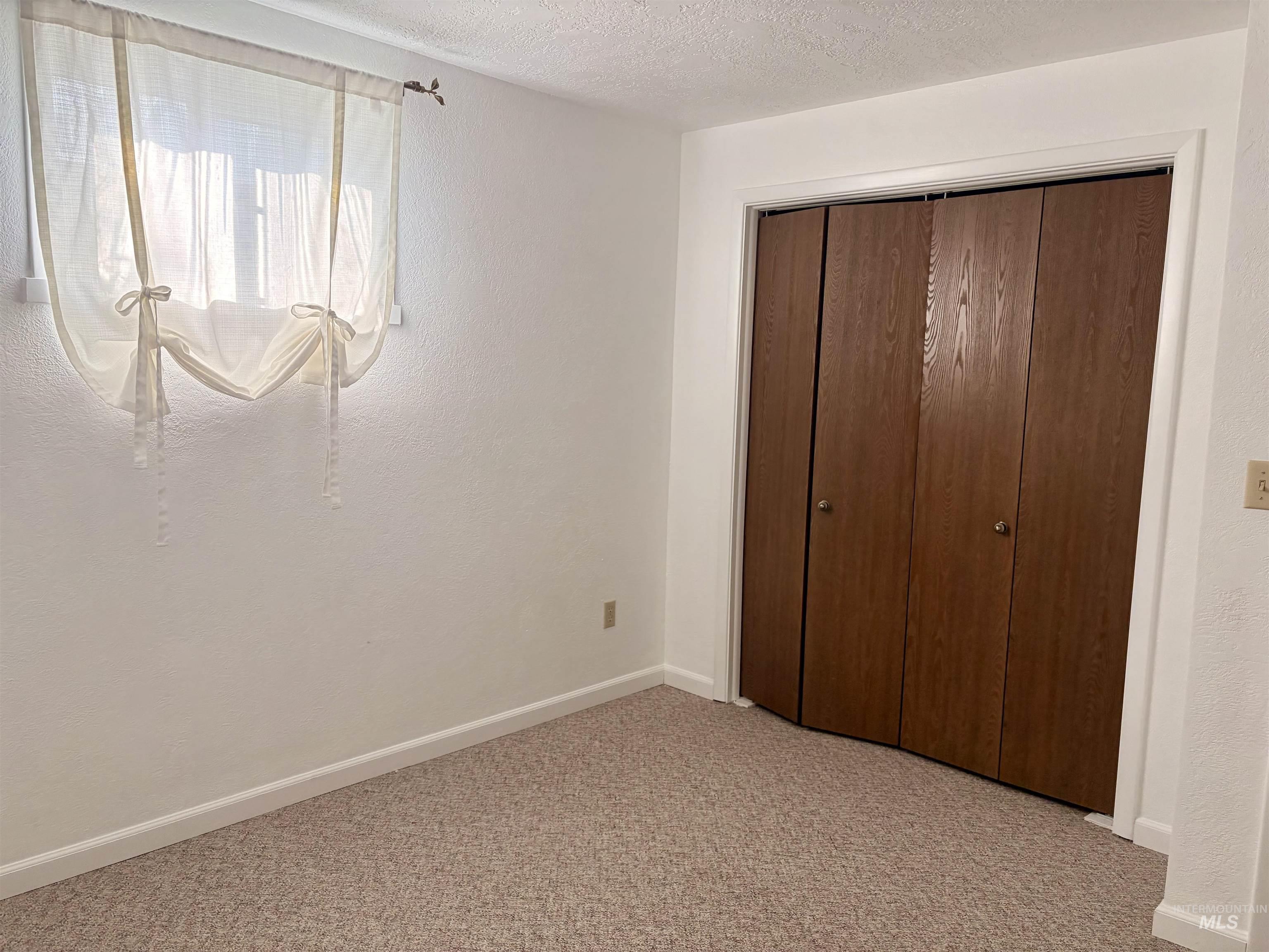 1205 Galena Drive, Twin Falls, Idaho 83301, 5 Bedrooms, 3 Bathrooms, Residential For Sale, Price $399,500,MLS 98992629