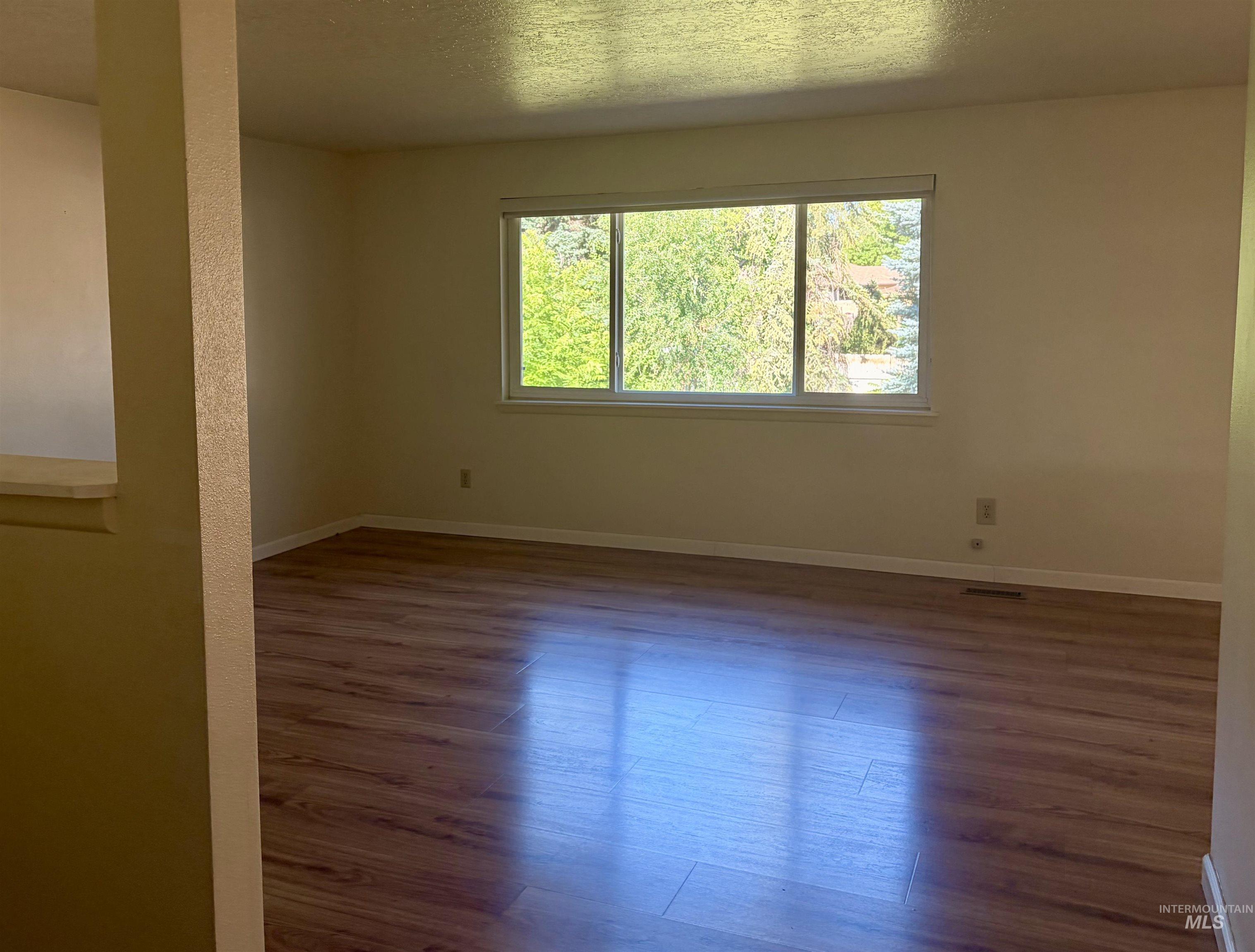 1205 Galena Drive, Twin Falls, Idaho 83301, 5 Bedrooms, 3 Bathrooms, Residential For Sale, Price $399,500,MLS 98992629