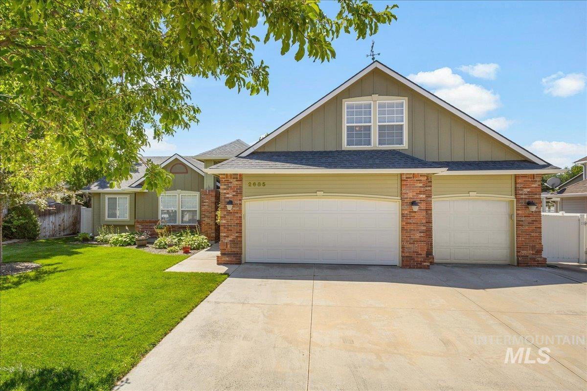 2685 E Green Canyon Drive, Meridian, Idaho 83642, 4 Bedrooms, 2 Bathrooms, Residential For Sale, Price $590,000,MLS 98992632