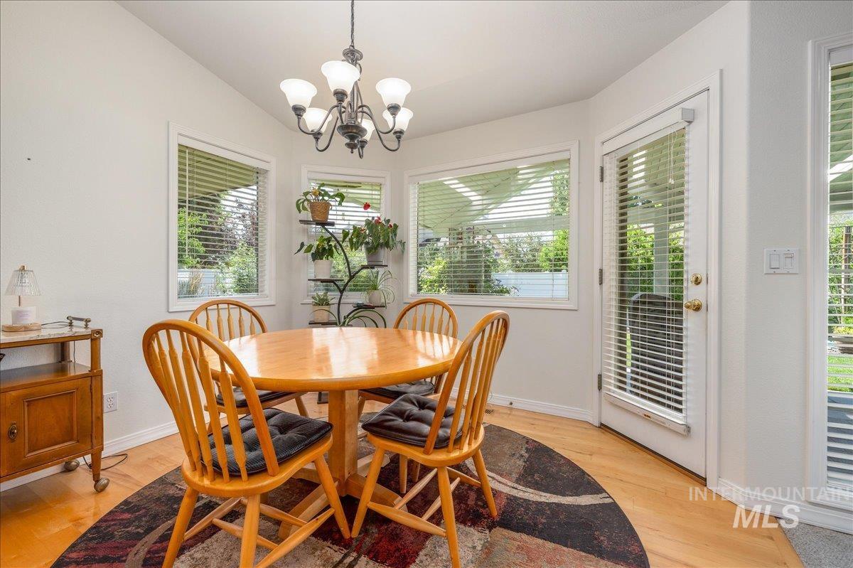 2685 E Green Canyon Drive, Meridian, Idaho 83642, 4 Bedrooms, 2 Bathrooms, Residential For Sale, Price $590,000,MLS 98992632