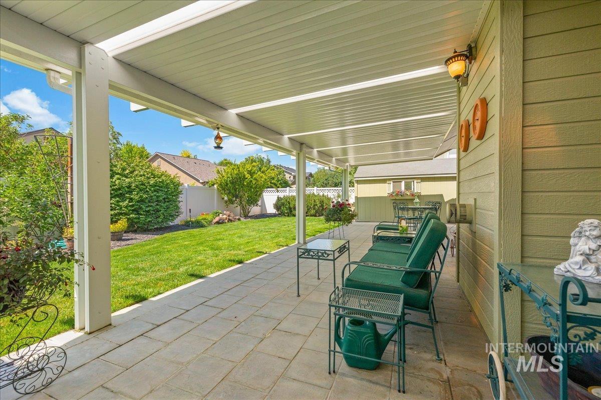 2685 E Green Canyon Drive, Meridian, Idaho 83642, 4 Bedrooms, 2 Bathrooms, Residential For Sale, Price $590,000,MLS 98992632