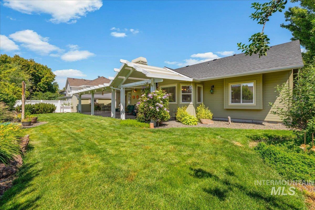 2685 E Green Canyon Drive, Meridian, Idaho 83642, 4 Bedrooms, 2 Bathrooms, Residential For Sale, Price $590,000,MLS 98992632