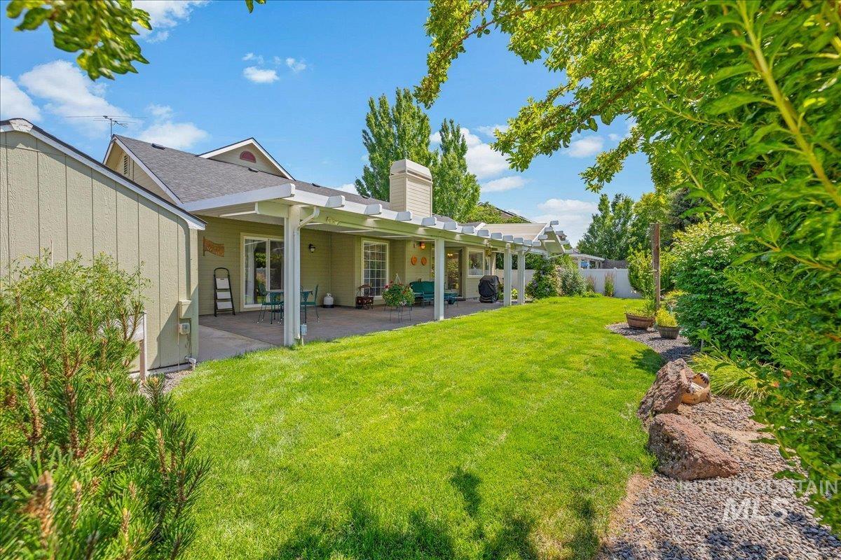 2685 E Green Canyon Drive, Meridian, Idaho 83642, 4 Bedrooms, 2 Bathrooms, Residential For Sale, Price $590,000,MLS 98992632