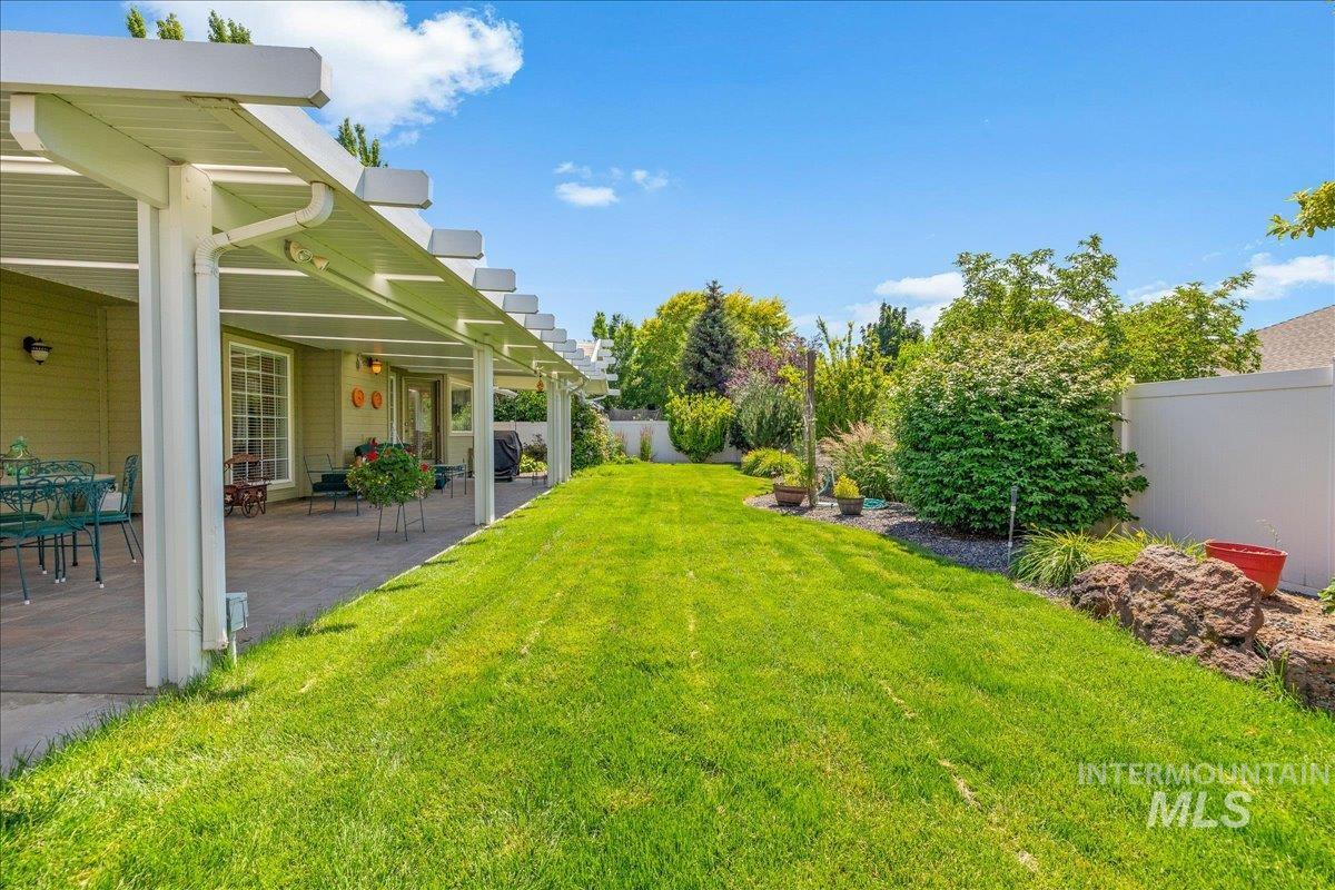 2685 E Green Canyon Drive, Meridian, Idaho 83642, 4 Bedrooms, 2 Bathrooms, Residential For Sale, Price $590,000,MLS 98992632