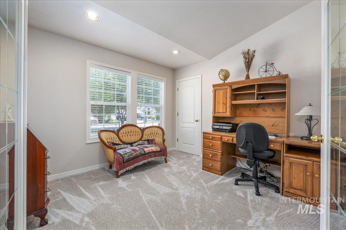 2685 E Green Canyon Drive, Meridian, Idaho 83642, 4 Bedrooms, 2 Bathrooms, Residential For Sale, Price $590,000,MLS 98992632