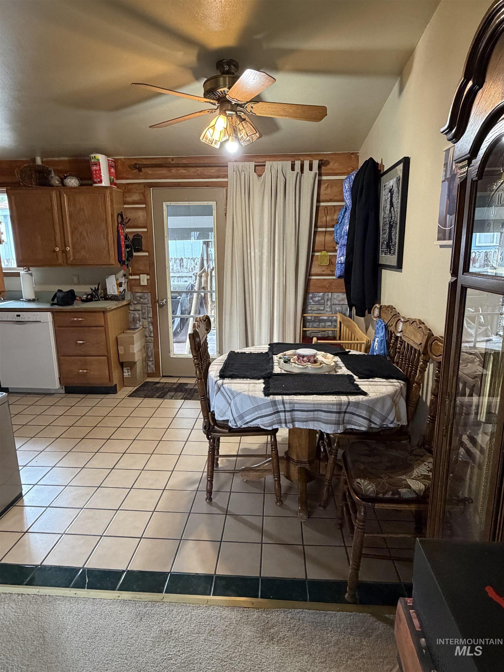 311 S Ave. East, Hagerman, Idaho 83332, 2 Bedrooms, 2 Bathrooms, Residential For Sale, Price $275,000, 98992634
