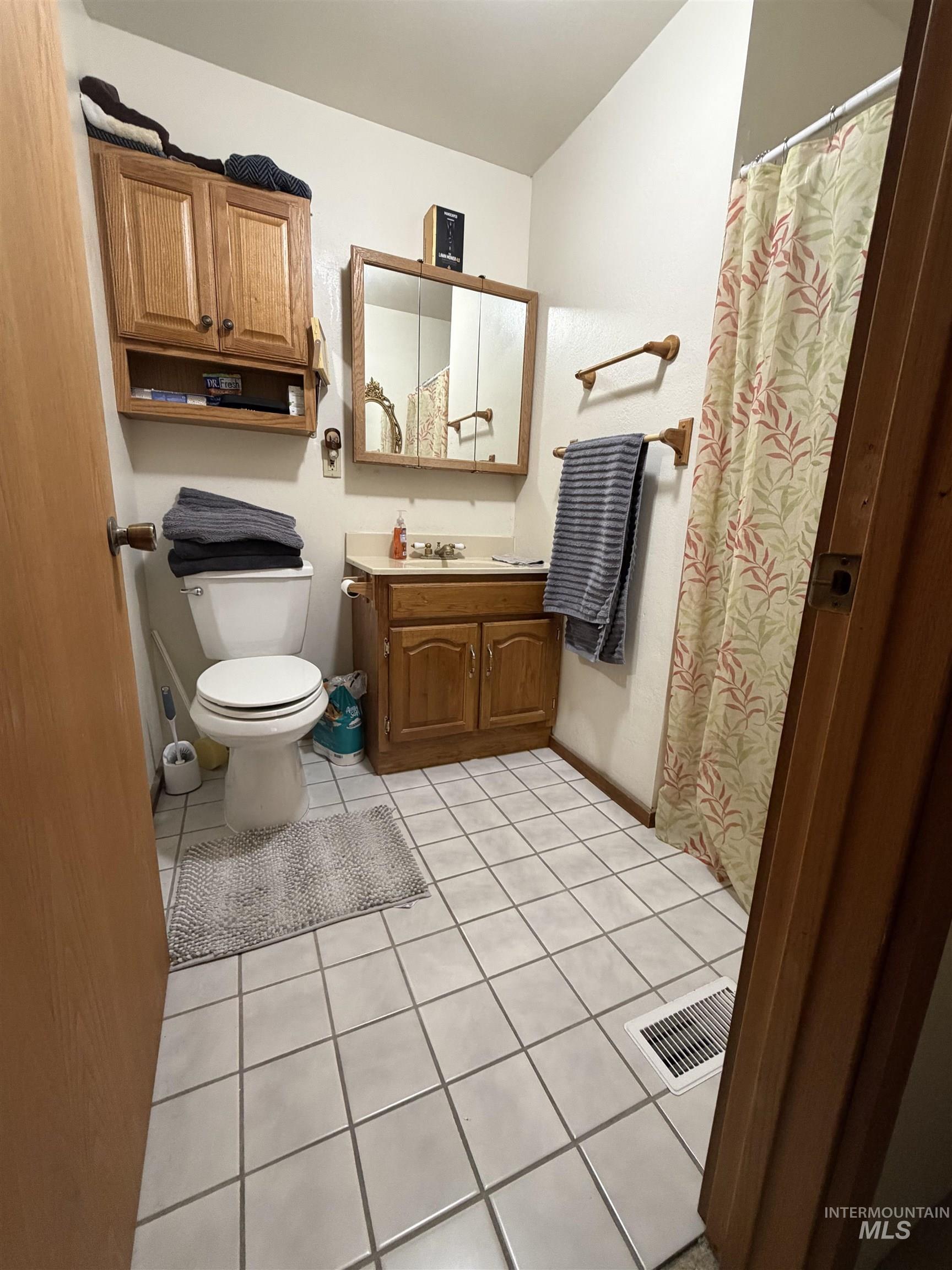 311 S Ave. East, Hagerman, Idaho 83332, 2 Bedrooms, 2 Bathrooms, Residential For Sale, Price $275,000, 98992634