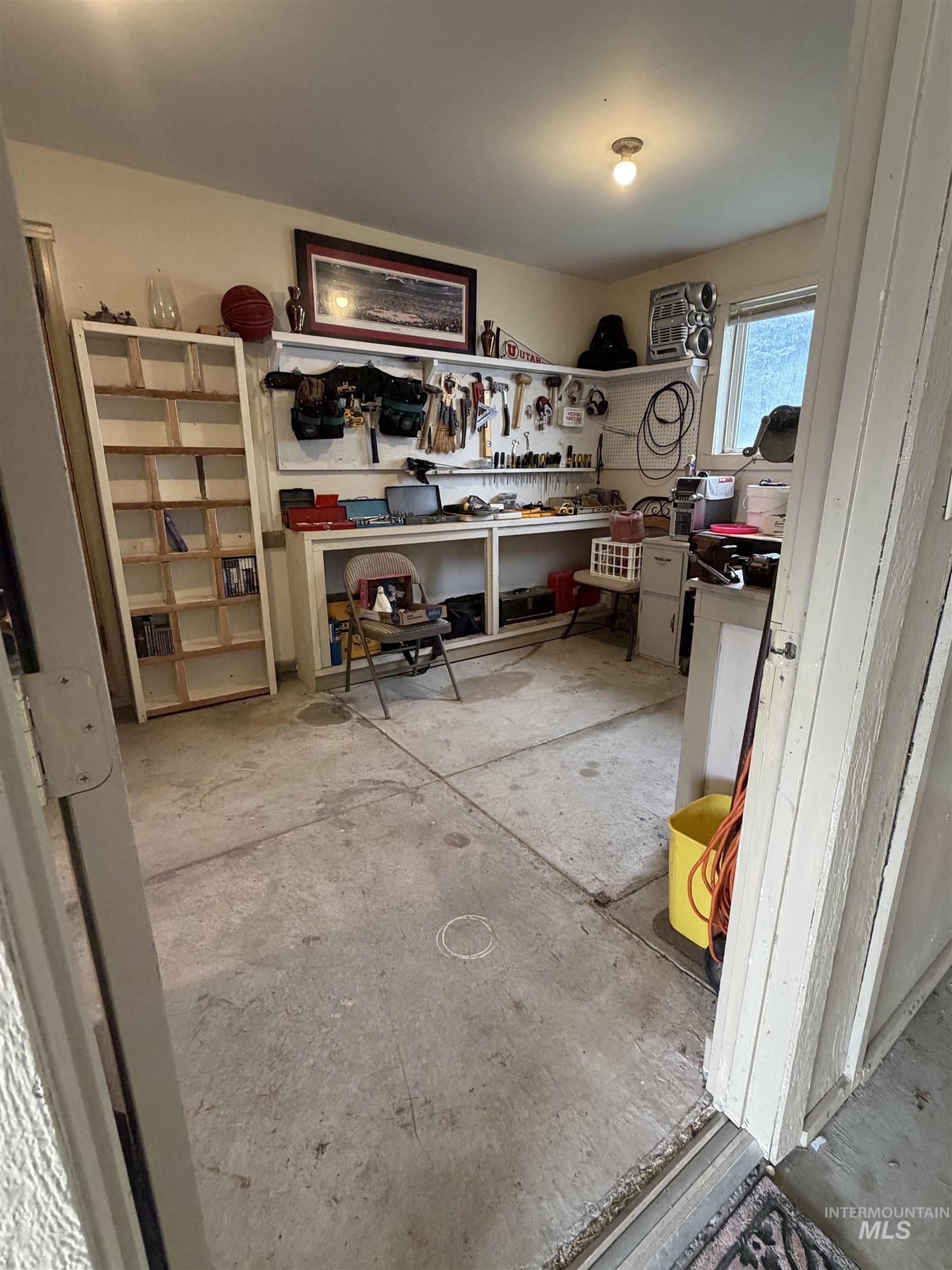 311 S Ave. East, Hagerman, Idaho 83332, 2 Bedrooms, 2 Bathrooms, Residential For Sale, Price $275,000, 98992634
