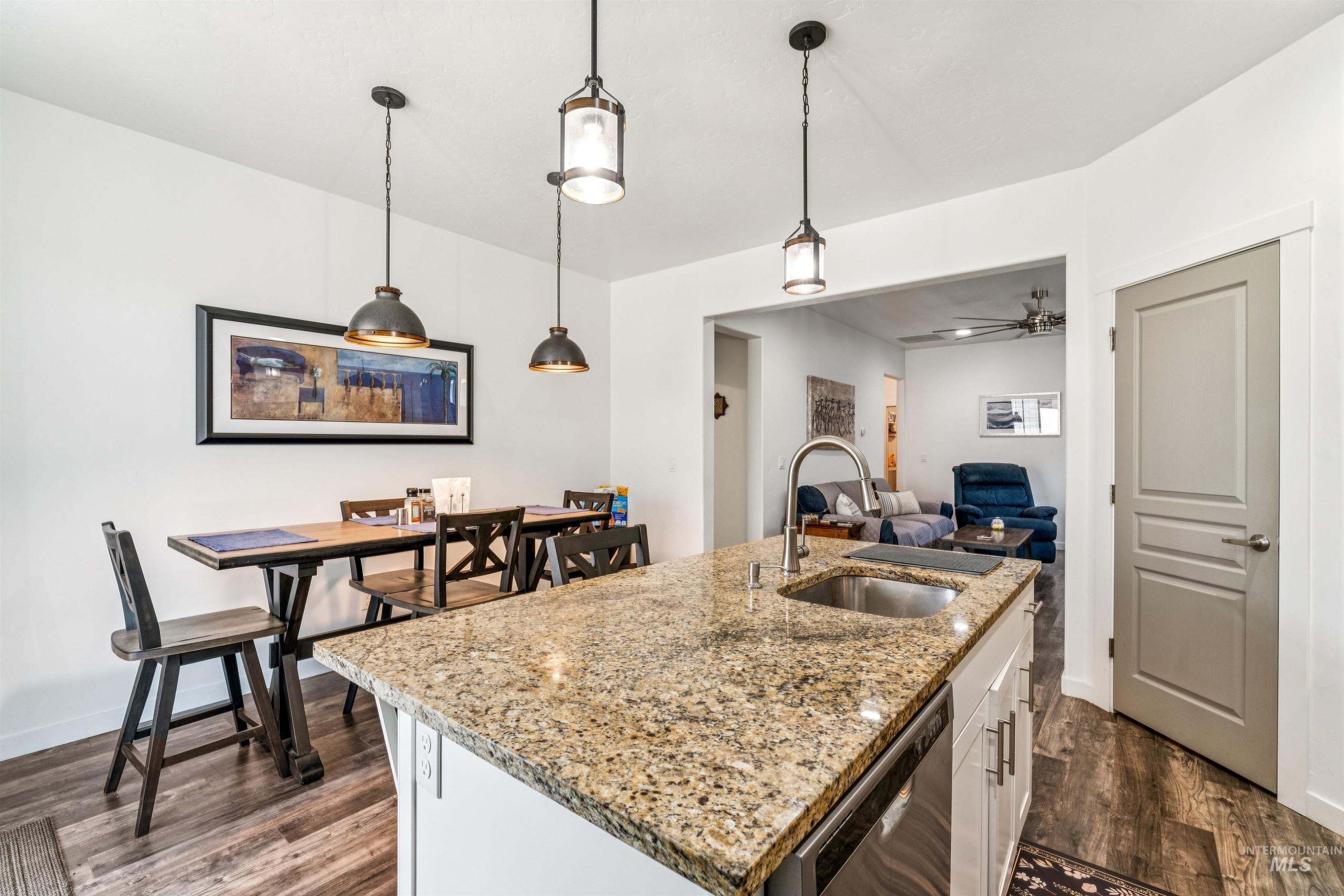 2097 W Claira, Nampa, Idaho 83651, 3 Bedrooms, 2 Bathrooms, Residential For Sale, Price $369,900, 98992636