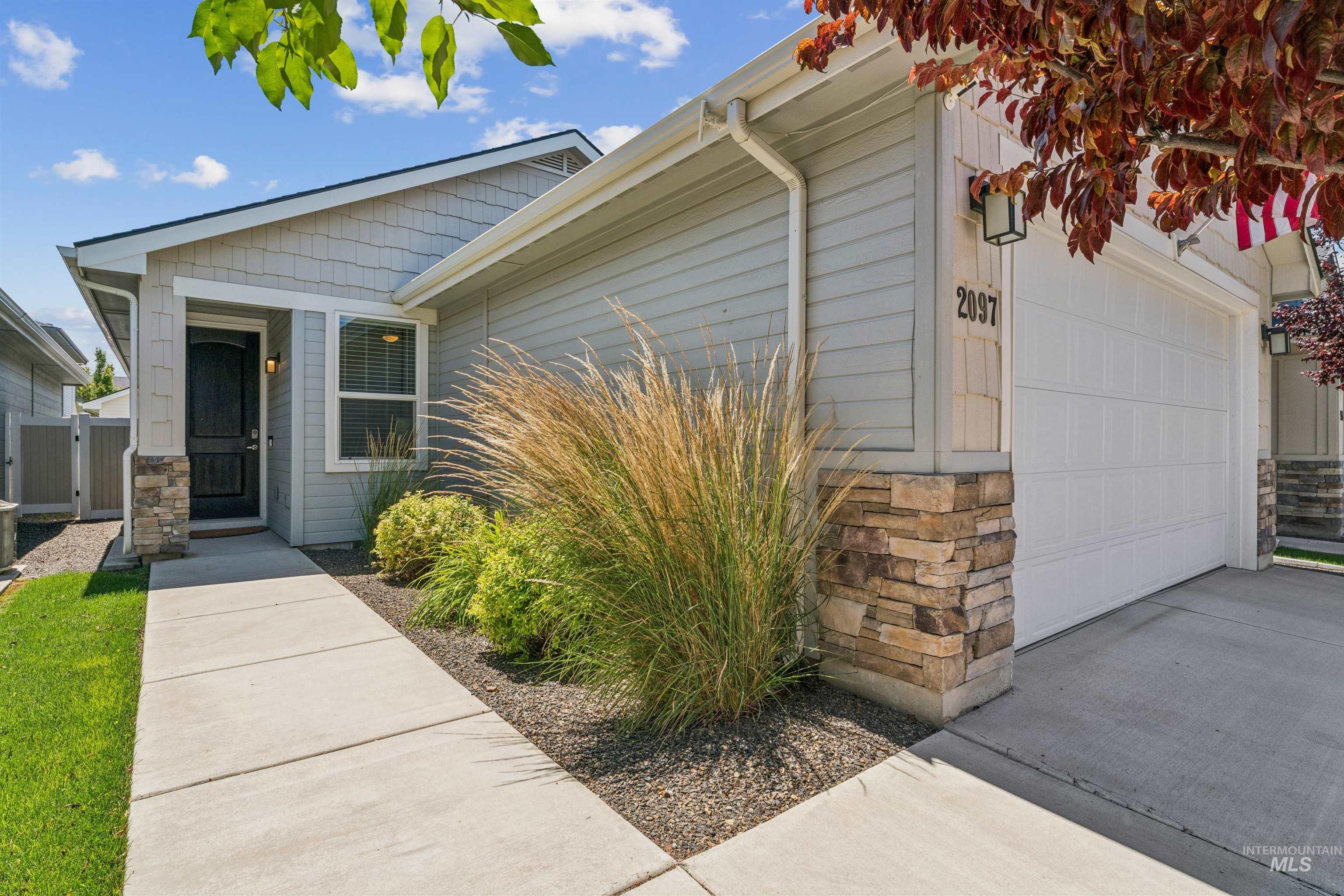 2097 W Claira, Nampa, Idaho 83651, 3 Bedrooms, 2 Bathrooms, Residential For Sale, Price $369,900, 98992636