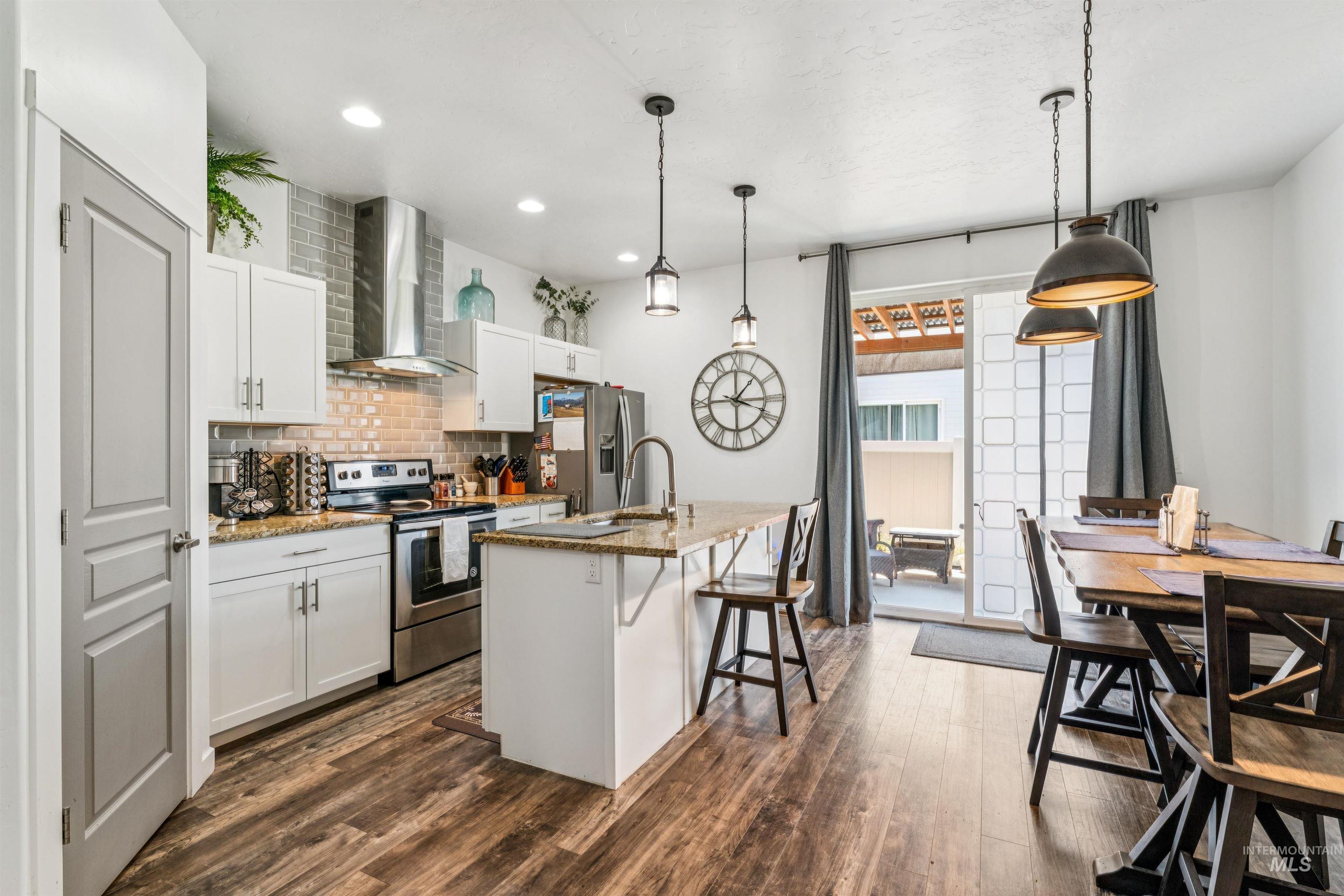 2097 W Claira, Nampa, Idaho 83651, 3 Bedrooms, 2 Bathrooms, Residential For Sale, Price $369,900, 98992636