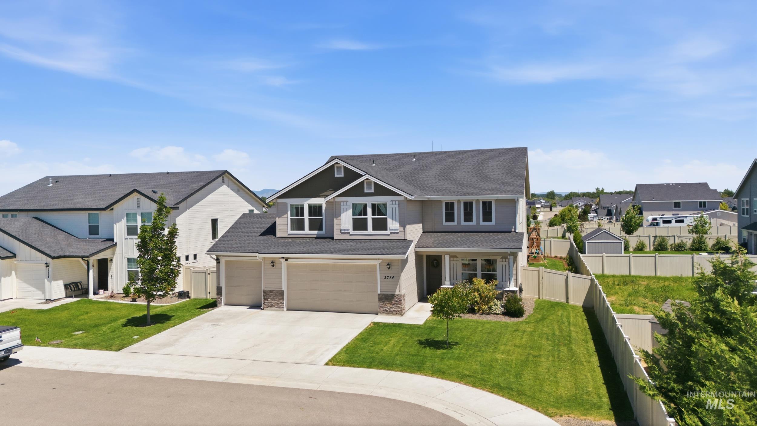 3786 S Coalmont Ave, Nampa, Idaho 83686, 4 Bedrooms, 2.5 Bathrooms, Residential For Sale, Price $584,900, 98992637