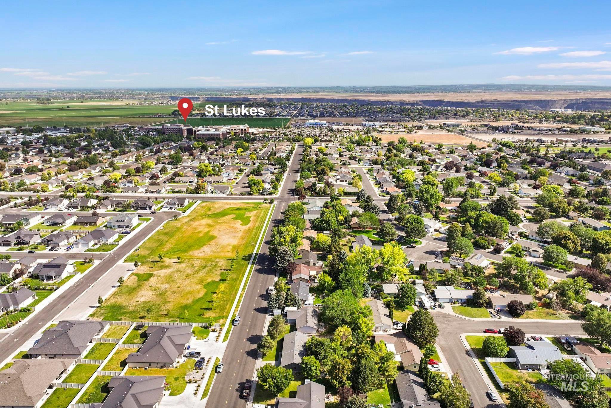 1170 Wendell St, Twin Falls, Idaho 83301, 5 Bedrooms, 2 Bathrooms, Residential For Sale, Price $379,000, 98992638
