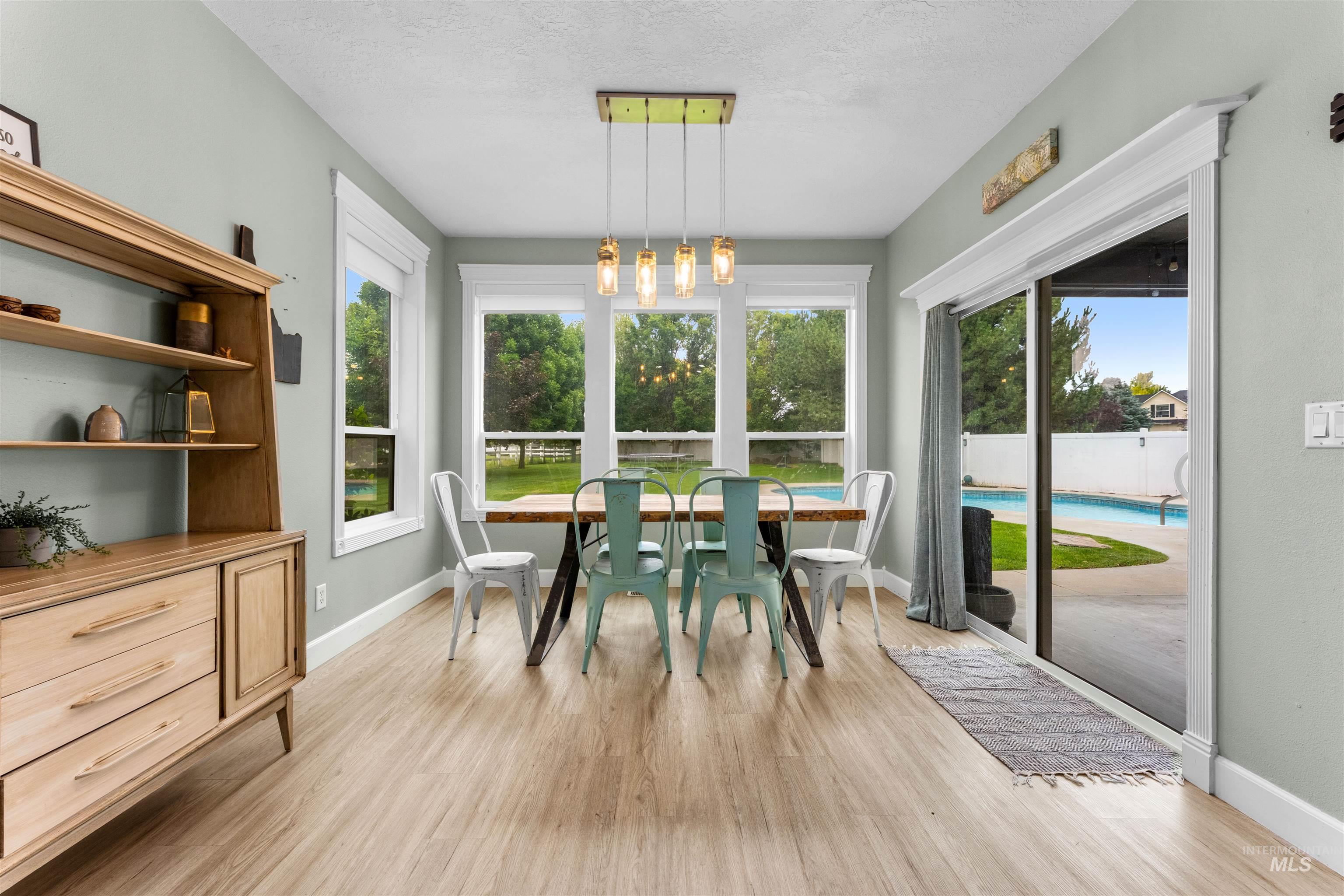24760 Gray Hawk, Middleton, Idaho 83644, 4 Bedrooms, 2 Bathrooms, Residential For Sale, Price $885,000, 98992639