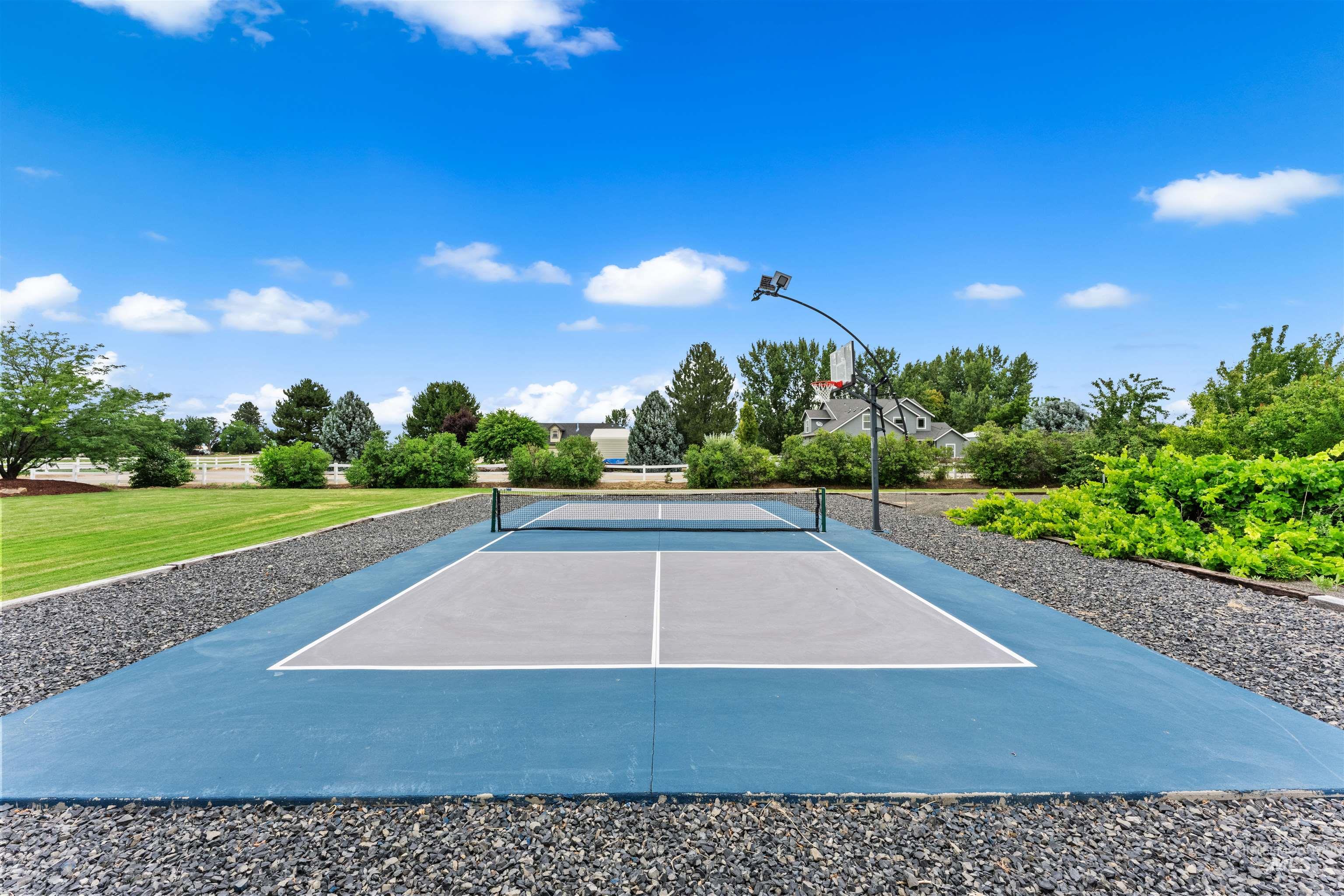24760 Gray Hawk, Middleton, Idaho 83644, 4 Bedrooms, 2 Bathrooms, Residential For Sale, Price $885,000, 98992639