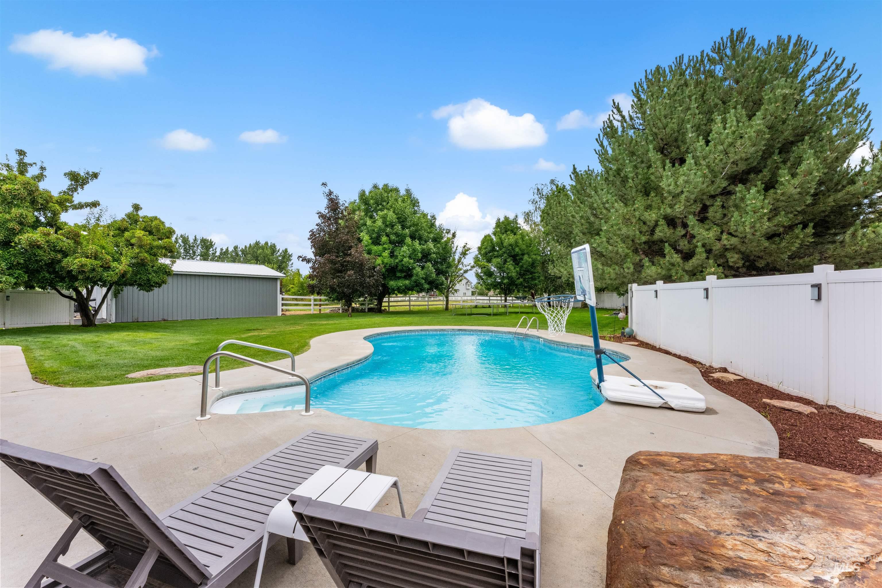 24760 Gray Hawk, Middleton, Idaho 83644, 4 Bedrooms, 2 Bathrooms, Residential For Sale, Price $885,000, 98992639