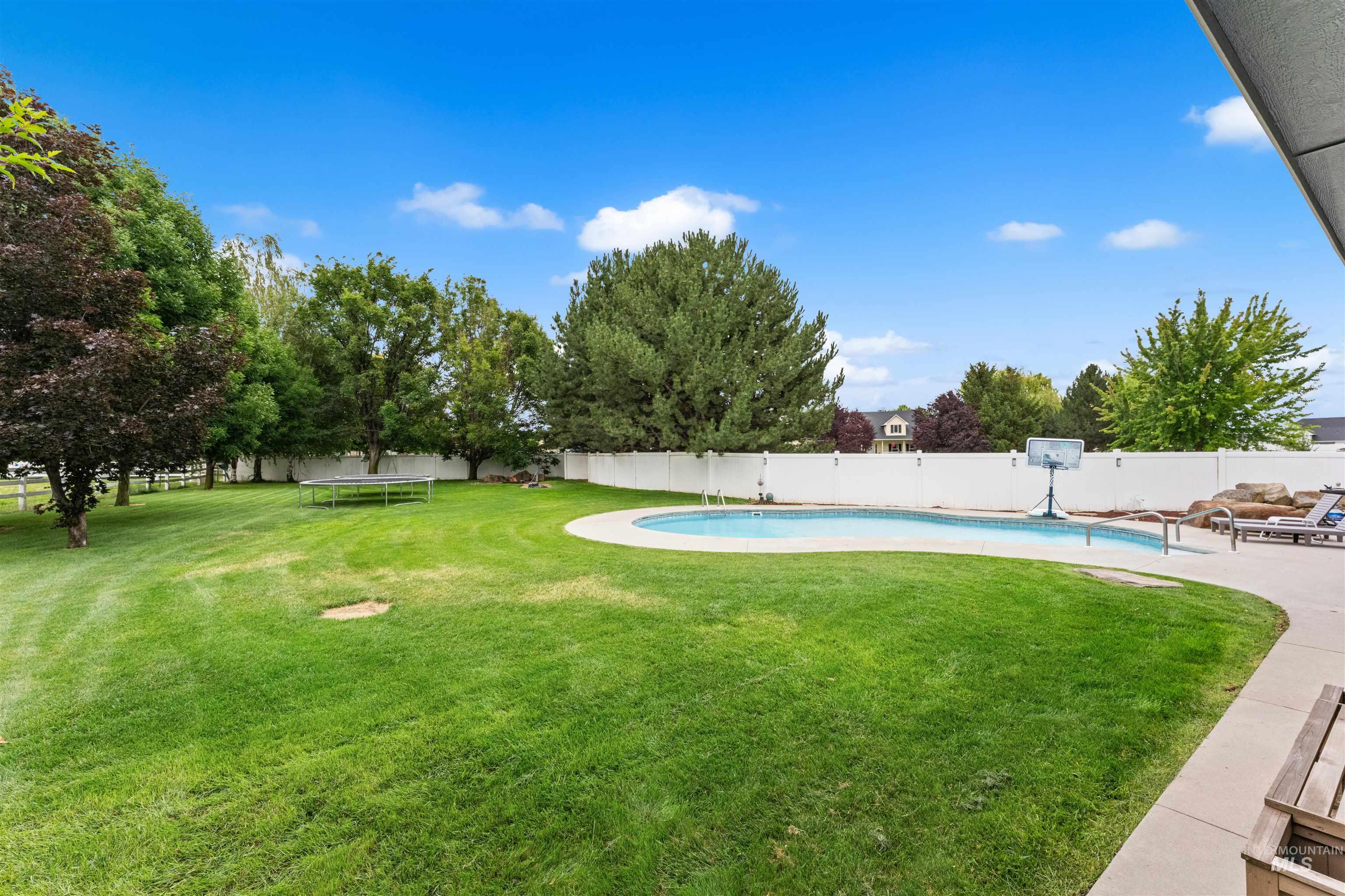 24760 Gray Hawk, Middleton, Idaho 83644, 4 Bedrooms, 2 Bathrooms, Residential For Sale, Price $885,000, 98992639