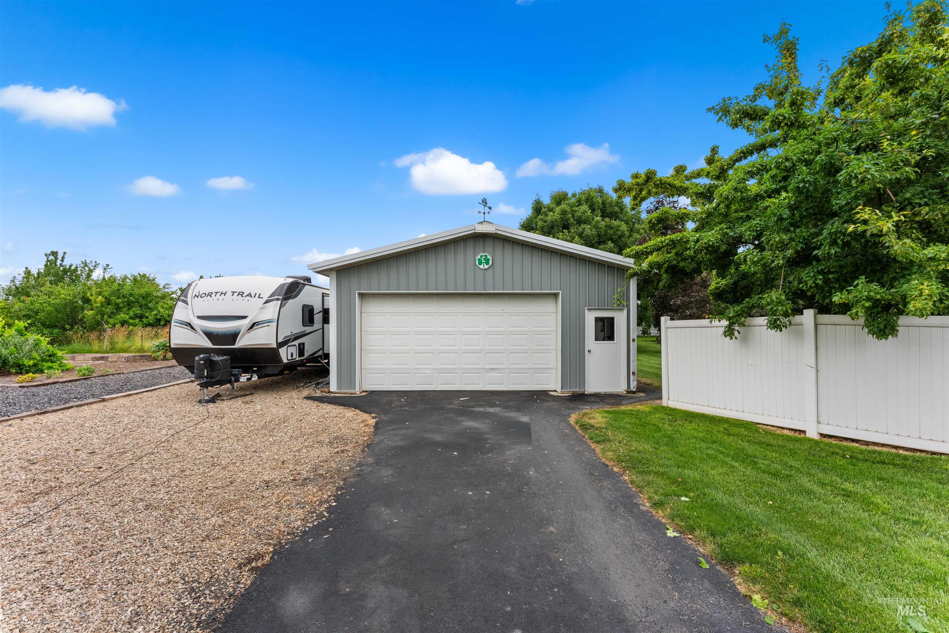 24760 Gray Hawk, Middleton, Idaho 83644, 4 Bedrooms, 2 Bathrooms, Residential For Sale, Price $885,000, 98992639