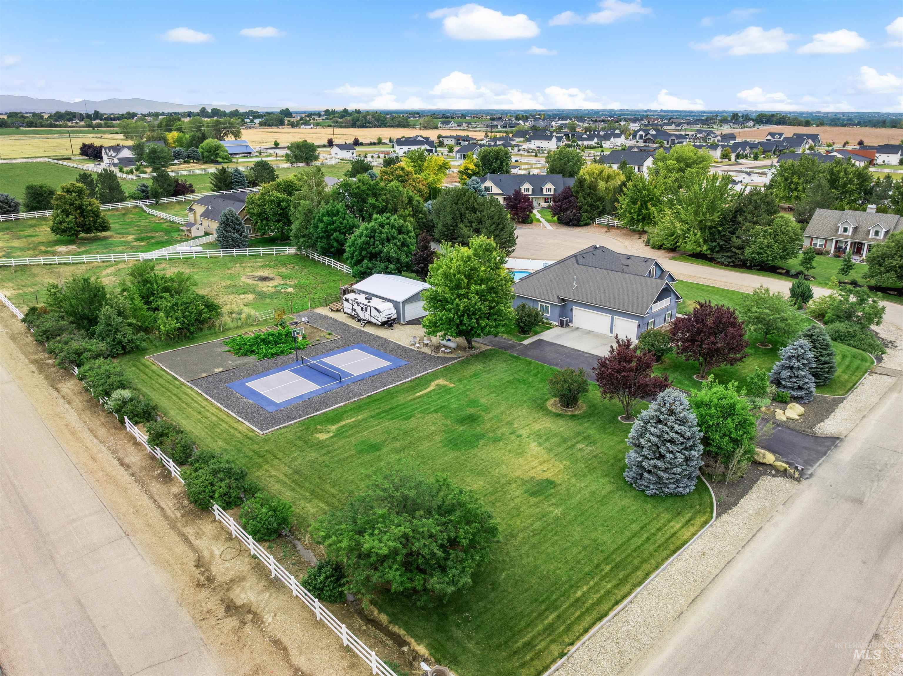24760 Gray Hawk, Middleton, Idaho 83644, 4 Bedrooms, 2 Bathrooms, Residential For Sale, Price $885,000, 98992639