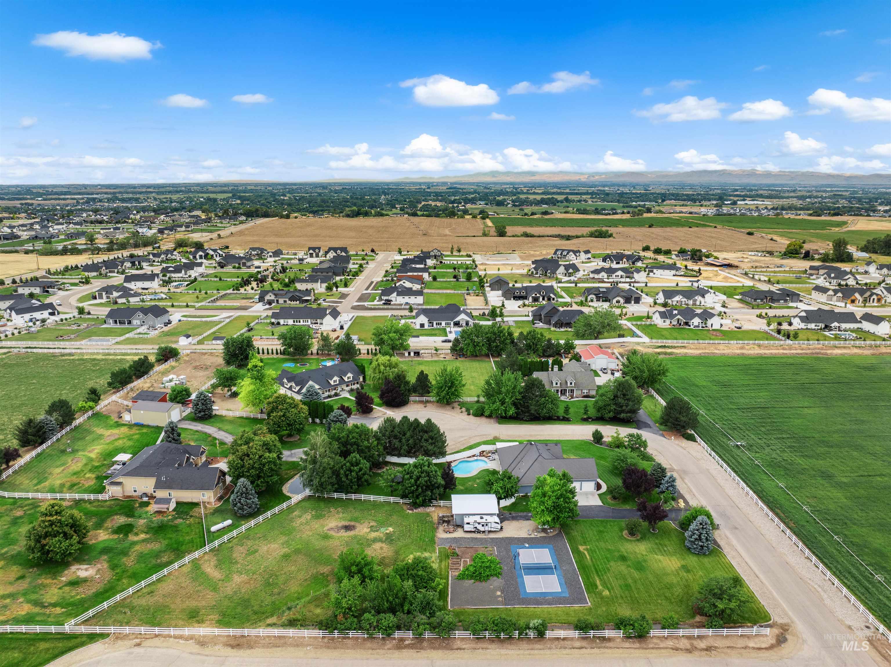 24760 Gray Hawk, Middleton, Idaho 83644, 4 Bedrooms, 2 Bathrooms, Residential For Sale, Price $885,000, 98992639