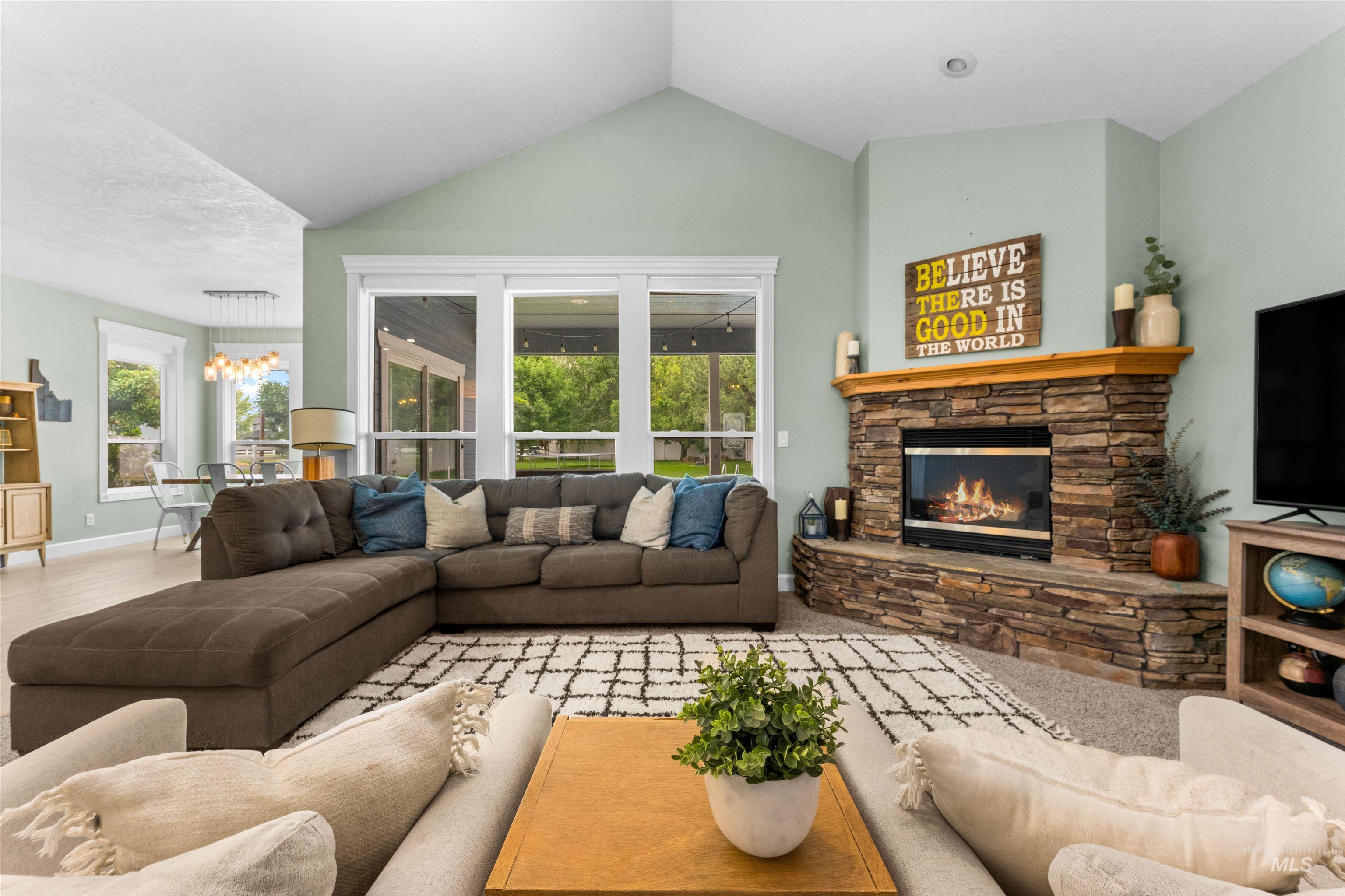 24760 Gray Hawk, Middleton, Idaho 83644, 4 Bedrooms, 2 Bathrooms, Residential For Sale, Price $885,000, 98992639