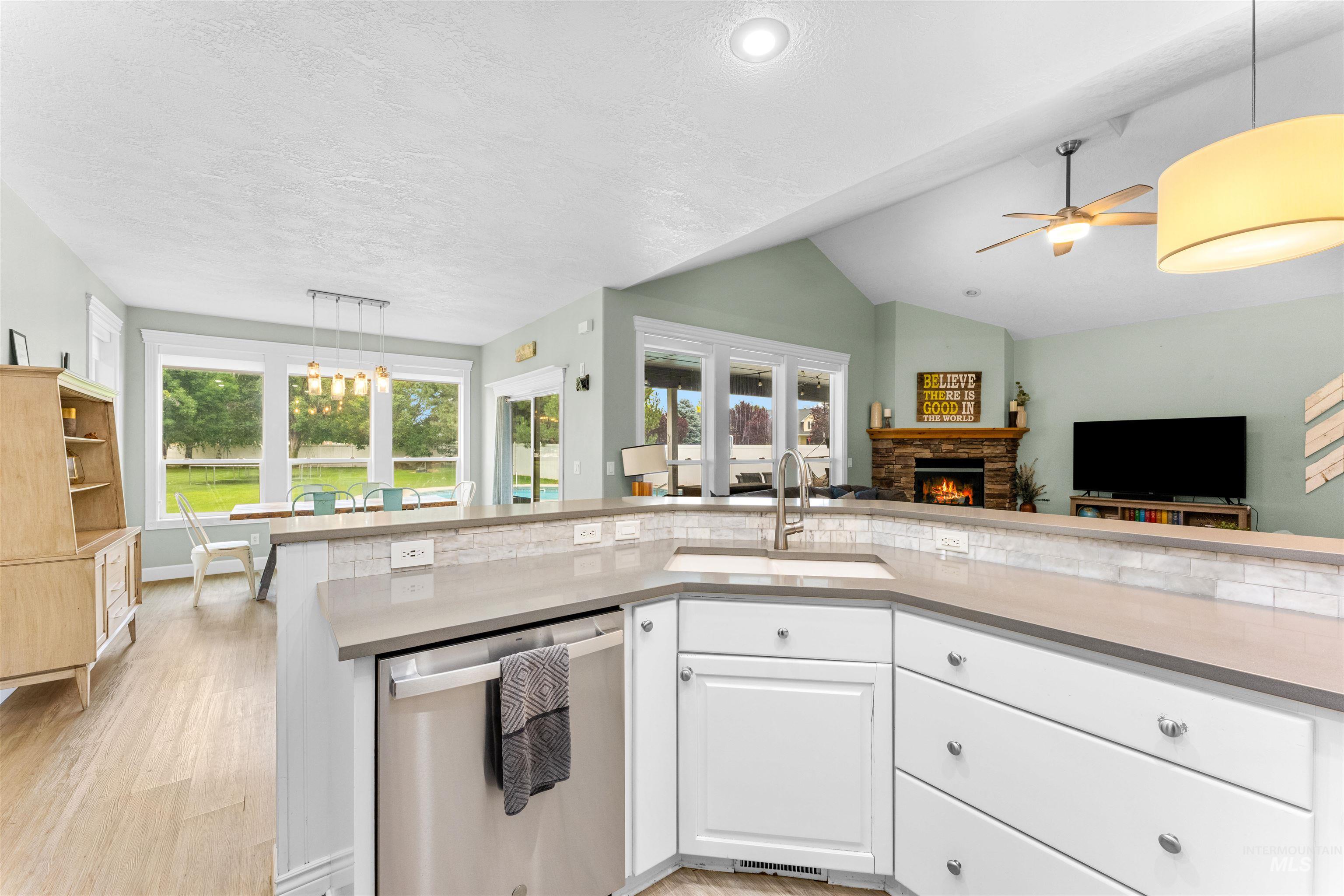 24760 Gray Hawk, Middleton, Idaho 83644, 4 Bedrooms, 2 Bathrooms, Residential For Sale, Price $885,000, 98992639