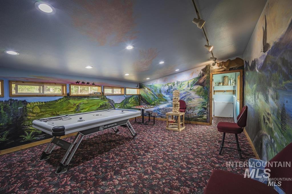 308 Main Street, Elk City, Idaho 83525, 1 Bedroom, 2 Bathrooms, Residential For Sale, Price $230,000, 98992644