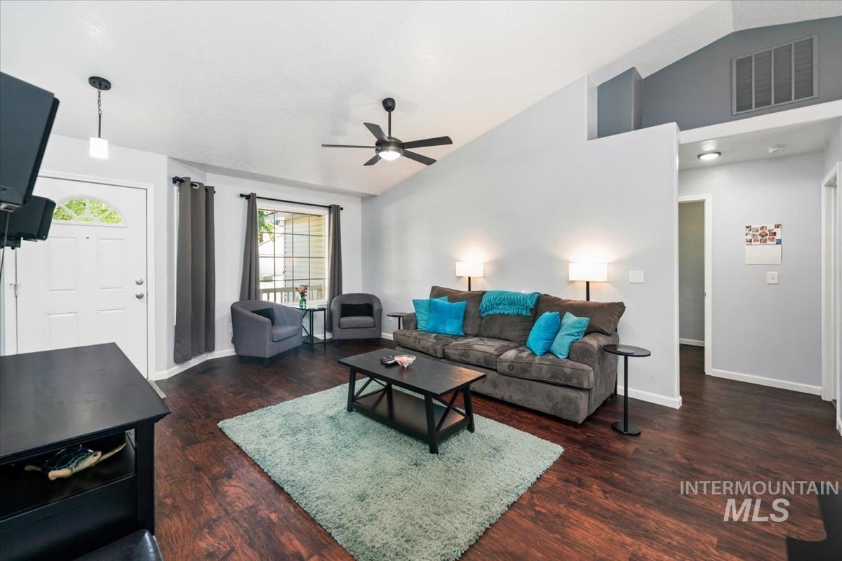 13310 W Broadleaf, Boise, Idaho 83713, 3 Bedrooms, 2 Bathrooms, Residential For Sale, Price $399,974,MLS 98992646