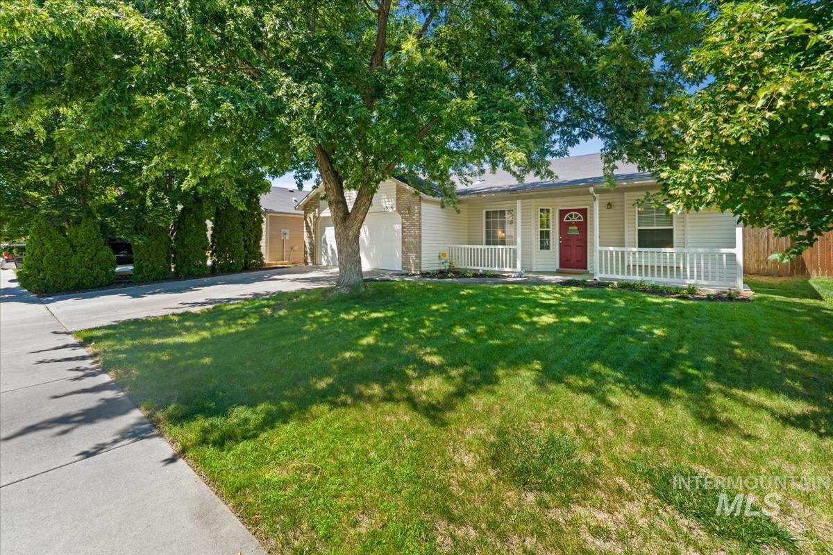 13310 W Broadleaf, Boise, Idaho 83713, 3 Bedrooms, 2 Bathrooms, Residential For Sale, Price $399,974,MLS 98992646