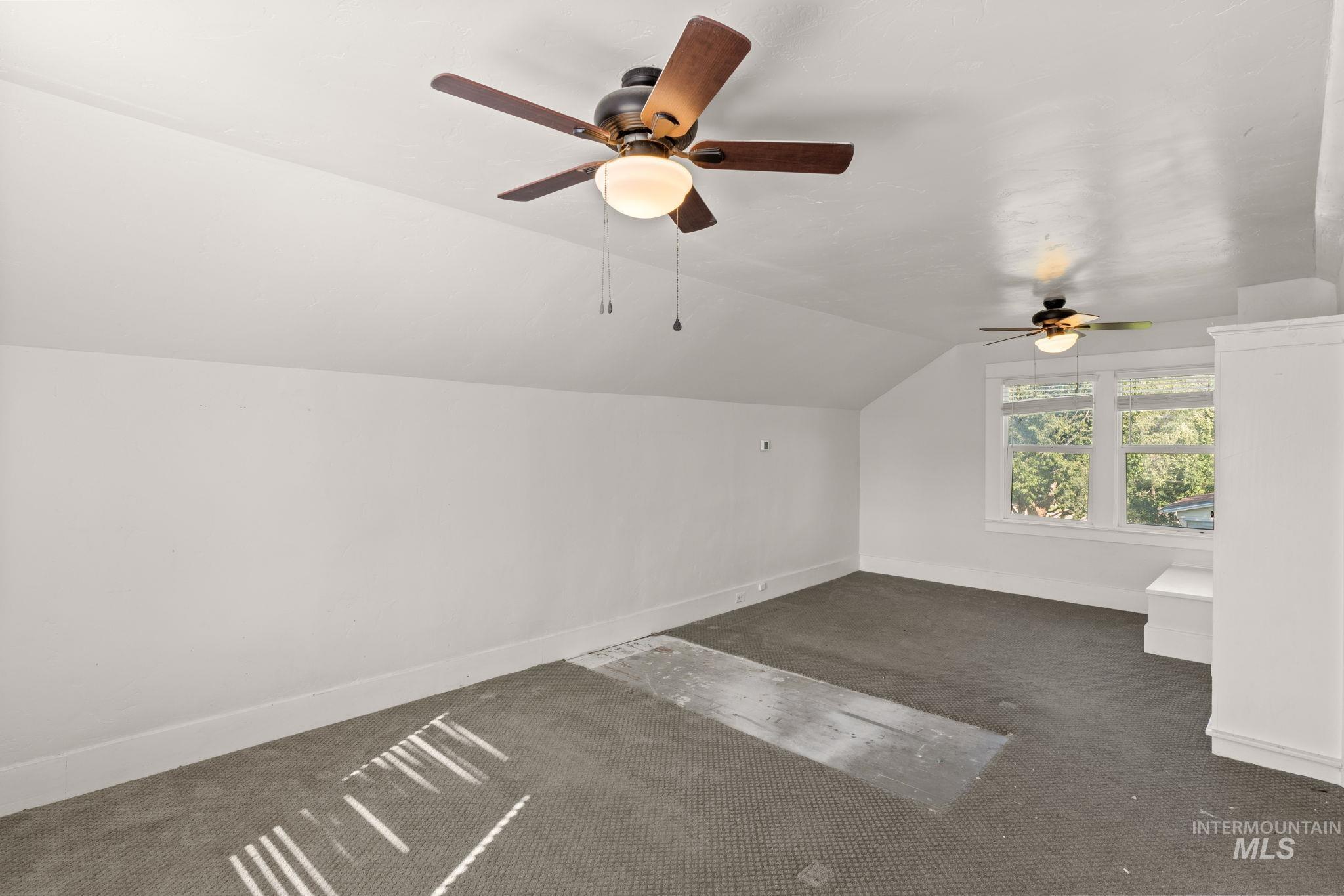 311 W D Street, Shoshone, Idaho 83352, 3 Bedrooms, 2 Bathrooms, Residential For Sale, Price $315,000, 98992649