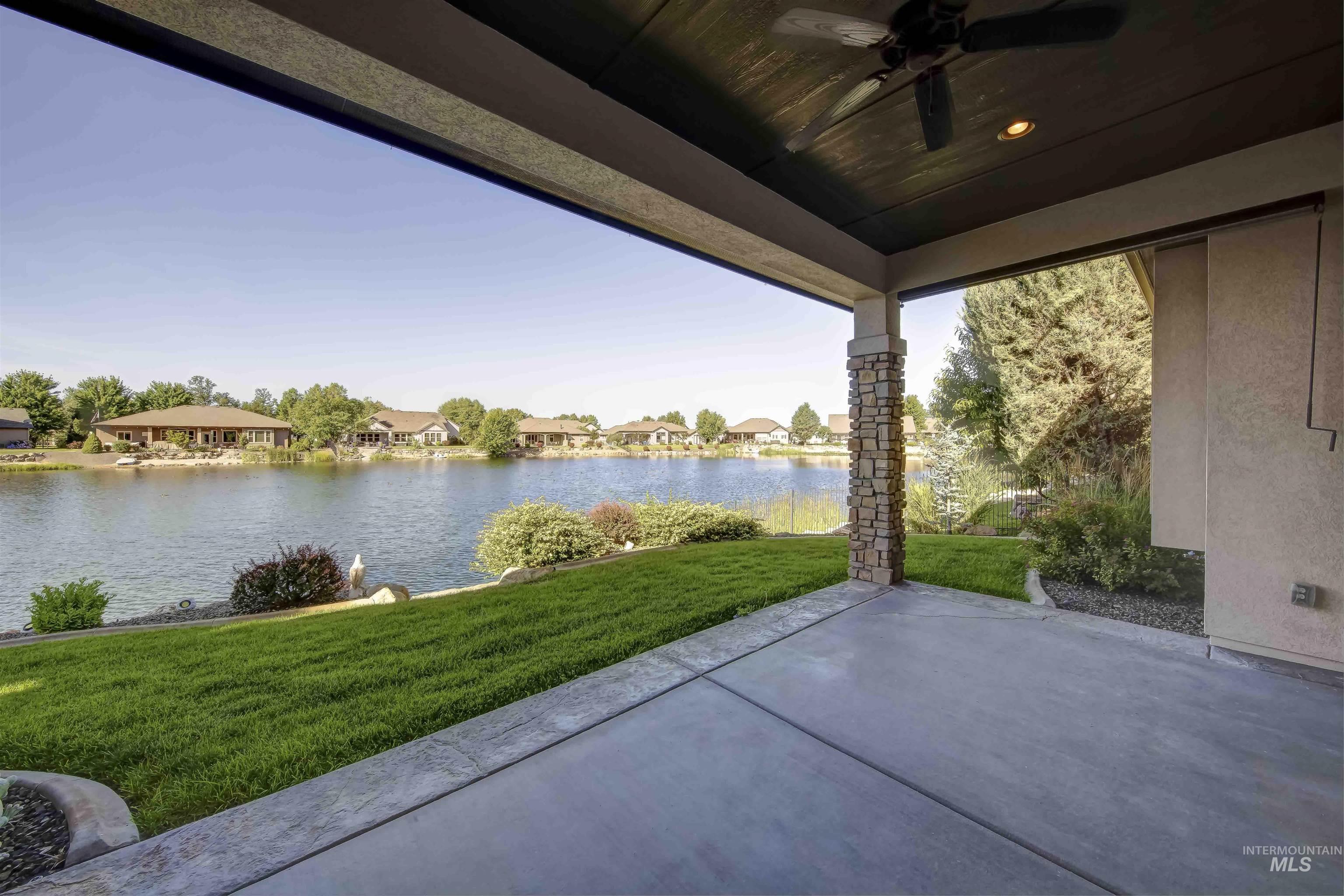 12141 W Pinewood River Ln, Star, Idaho 83669, 3 Bedrooms, 2 Bathrooms, Residential For Sale, Price $792,000, 98992650