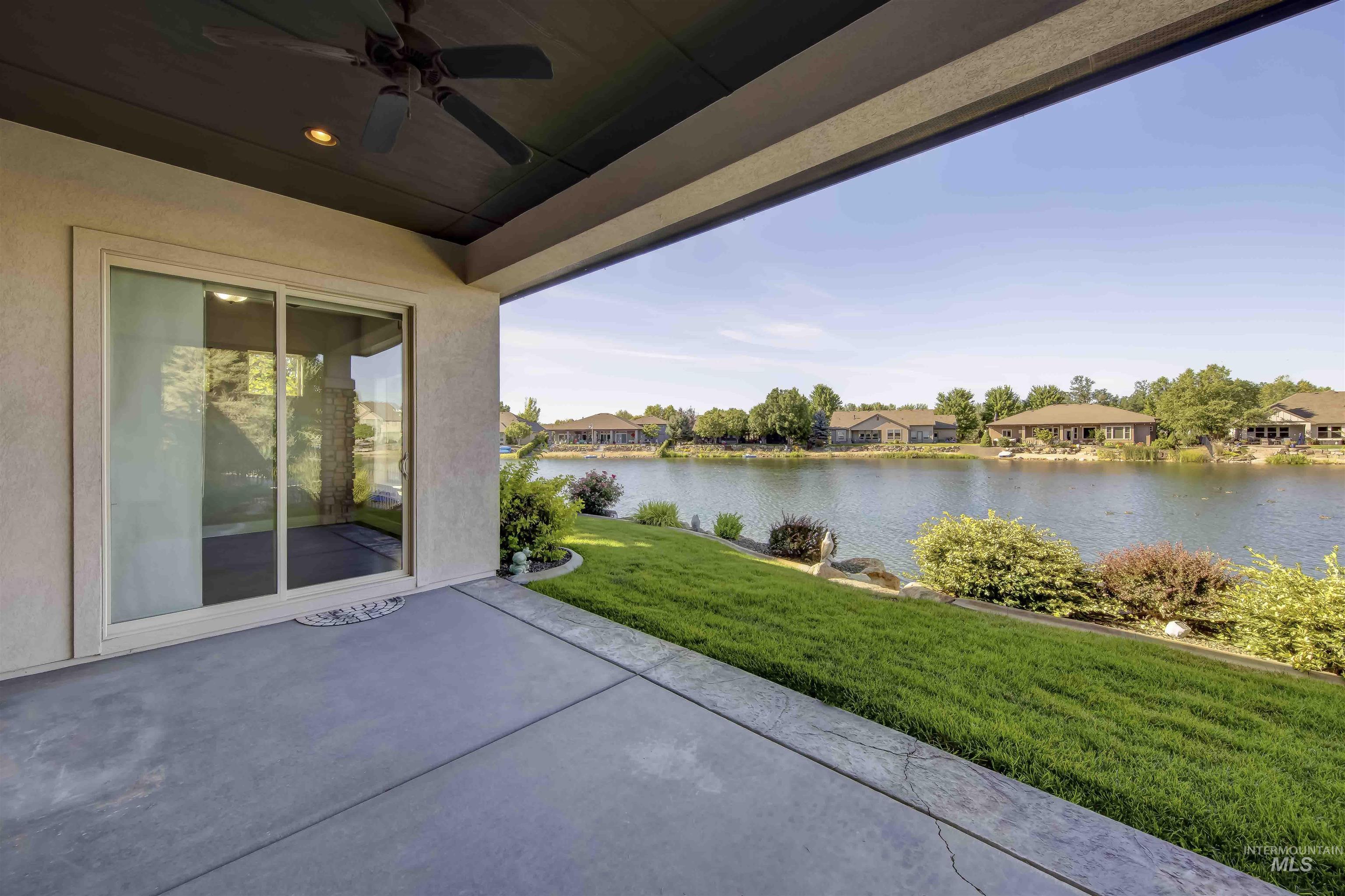 12141 W Pinewood River Ln, Star, Idaho 83669, 3 Bedrooms, 2 Bathrooms, Residential For Sale, Price $792,000, 98992650
