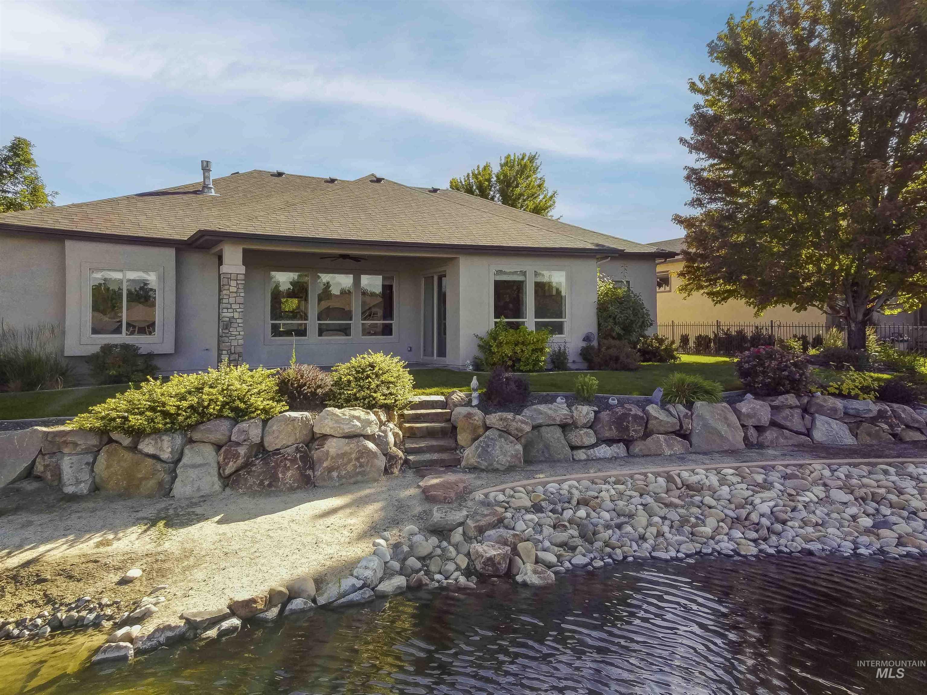 12141 W Pinewood River Ln, Star, Idaho 83669, 3 Bedrooms, 2 Bathrooms, Residential For Sale, Price $792,000, 98992650