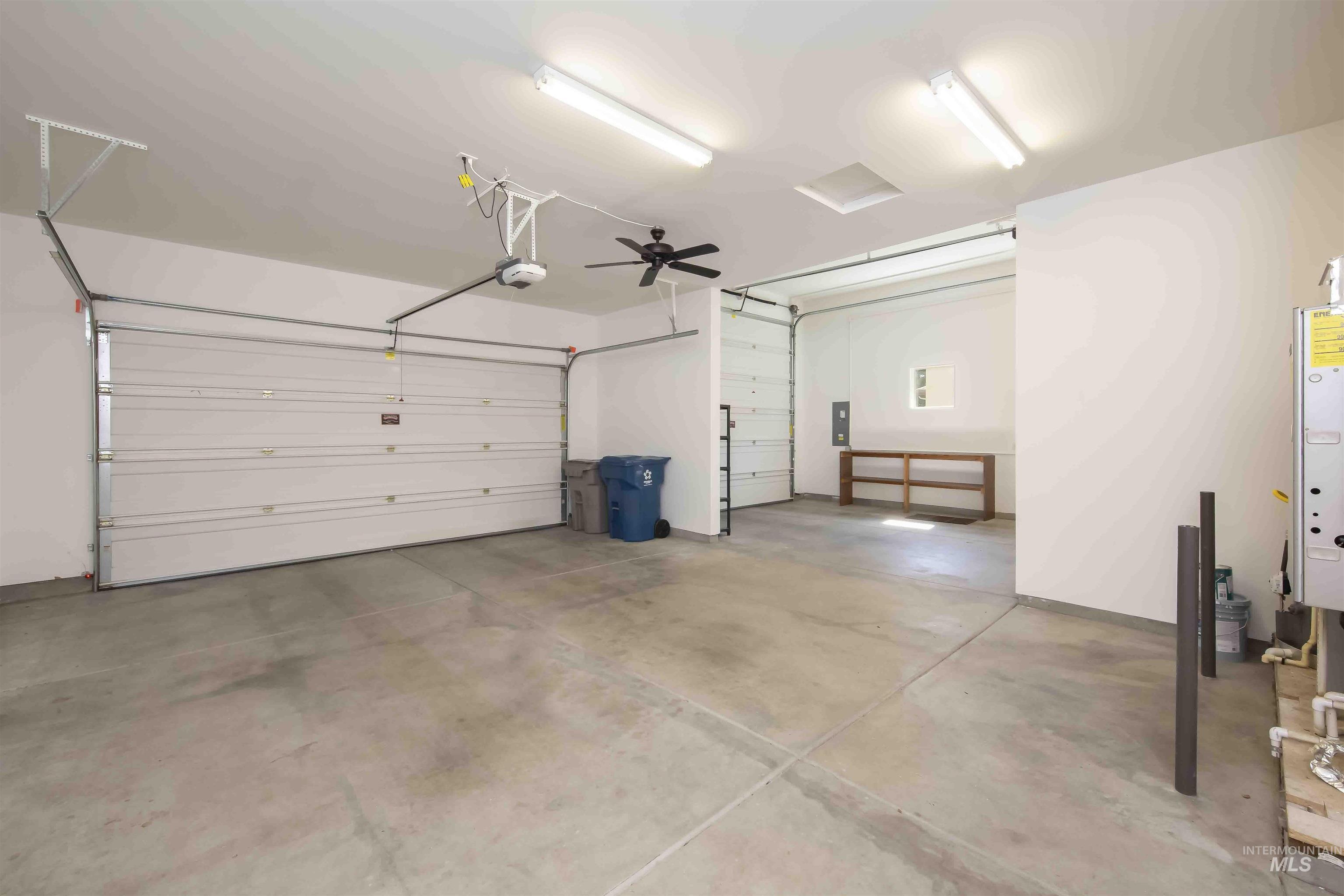 12141 W Pinewood River Ln, Star, Idaho 83669, 3 Bedrooms, 2 Bathrooms, Residential For Sale, Price $792,000, 98992650