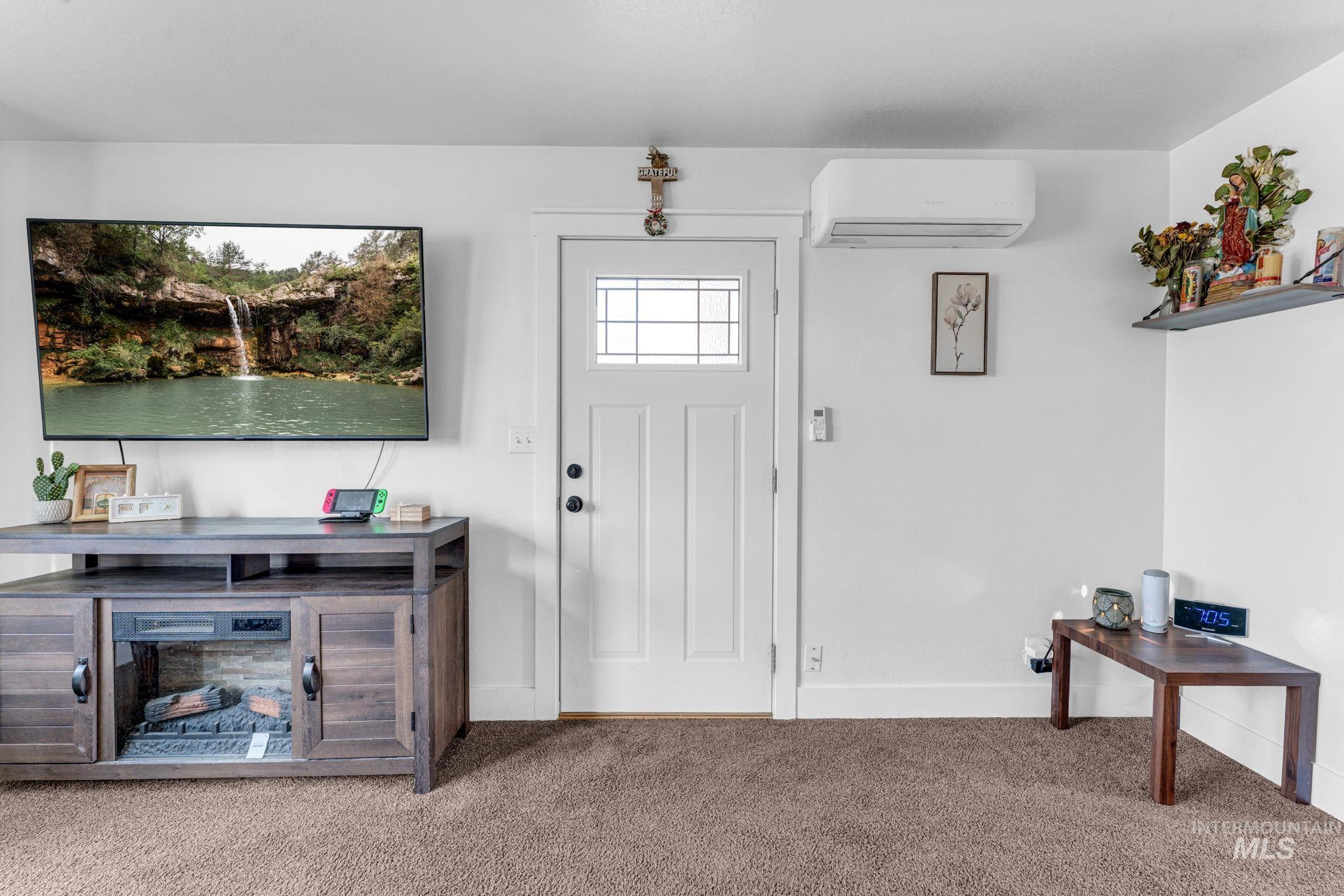 755 E 20th Ave., Jerome, Idaho 83338, 2 Bedrooms, 1 Bathroom, Residential For Sale, Price $250,000, 98992652