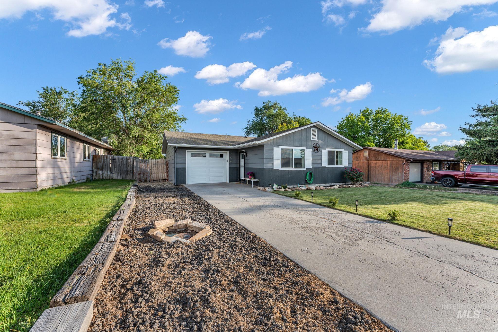 755 E 20th Ave., Jerome, Idaho 83338, 2 Bedrooms, 1 Bathroom, Residential For Sale, Price $250,000, 98992652