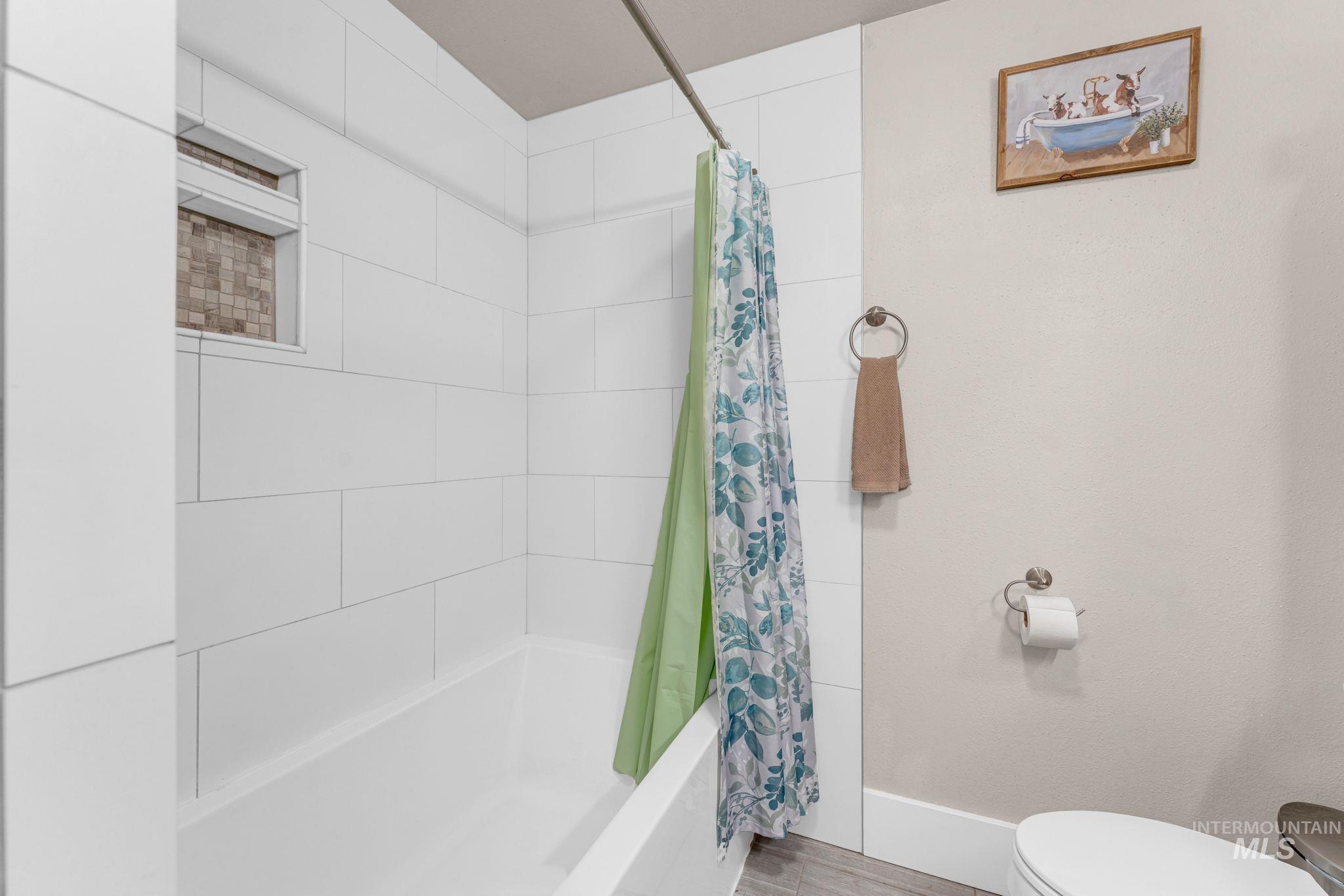 755 E 20th Ave., Jerome, Idaho 83338, 2 Bedrooms, 1 Bathroom, Residential For Sale, Price $250,000, 98992652