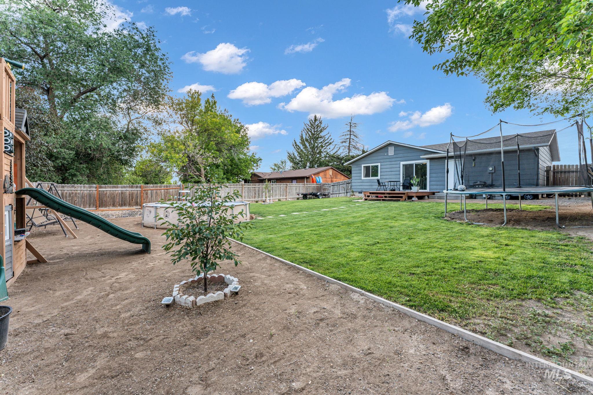 755 E 20th Ave., Jerome, Idaho 83338, 2 Bedrooms, 1 Bathroom, Residential For Sale, Price $250,000, 98992652