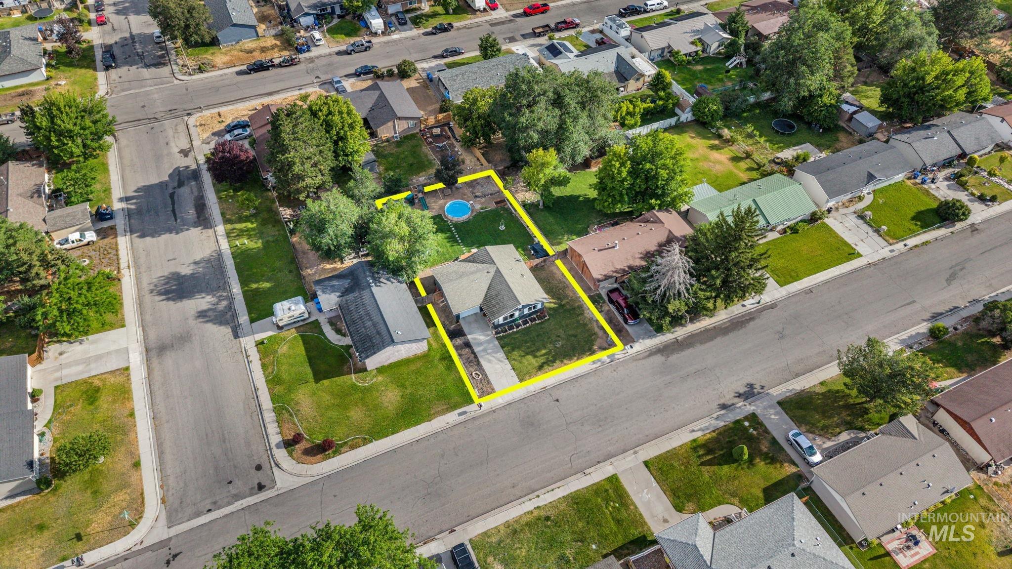 755 E 20th Ave., Jerome, Idaho 83338, 2 Bedrooms, 1 Bathroom, Residential For Sale, Price $250,000, 98992652