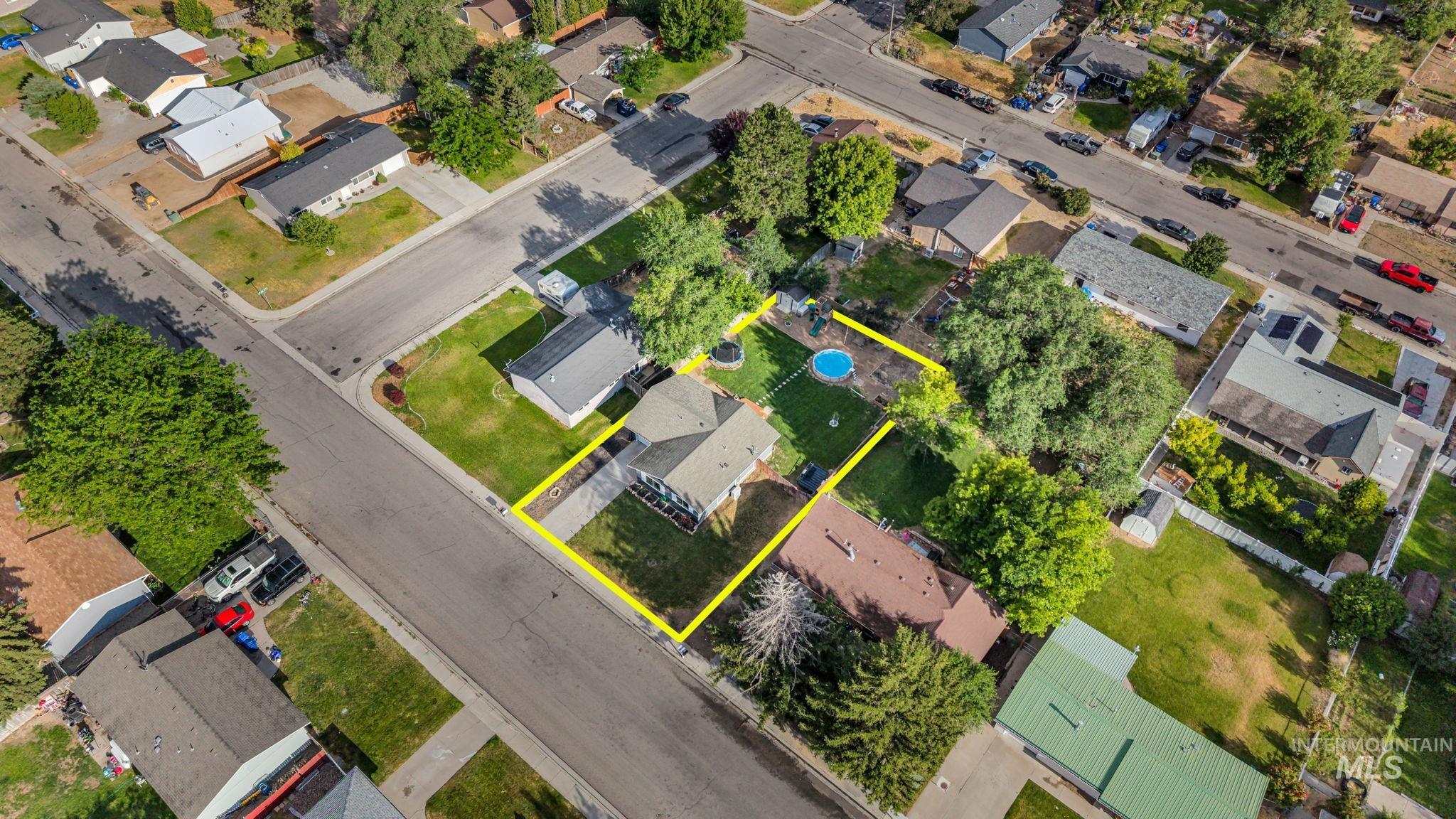 755 E 20th Ave., Jerome, Idaho 83338, 2 Bedrooms, 1 Bathroom, Residential For Sale, Price $250,000, 98992652