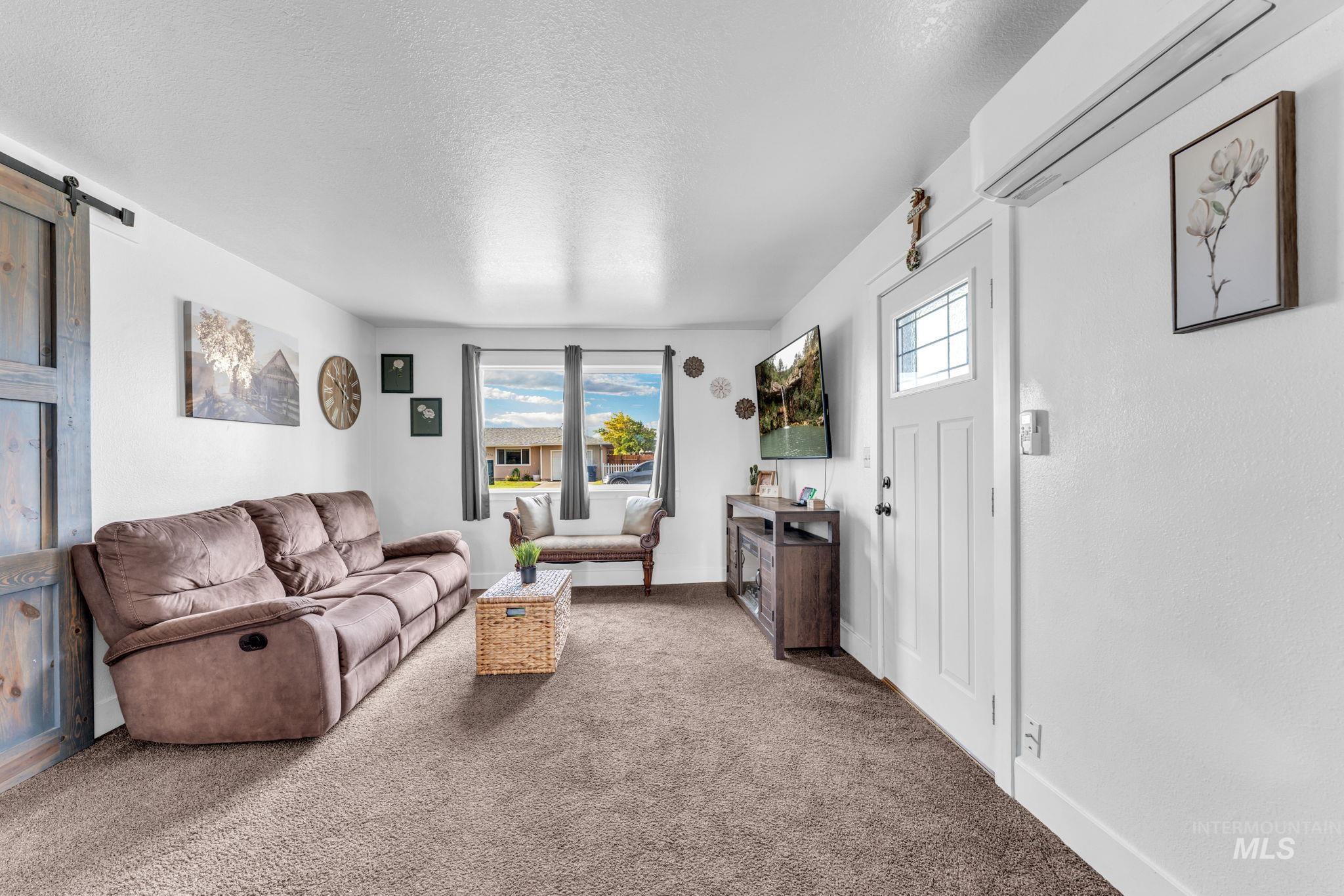 755 E 20th Ave., Jerome, Idaho 83338, 2 Bedrooms, 1 Bathroom, Residential For Sale, Price $250,000, 98992652