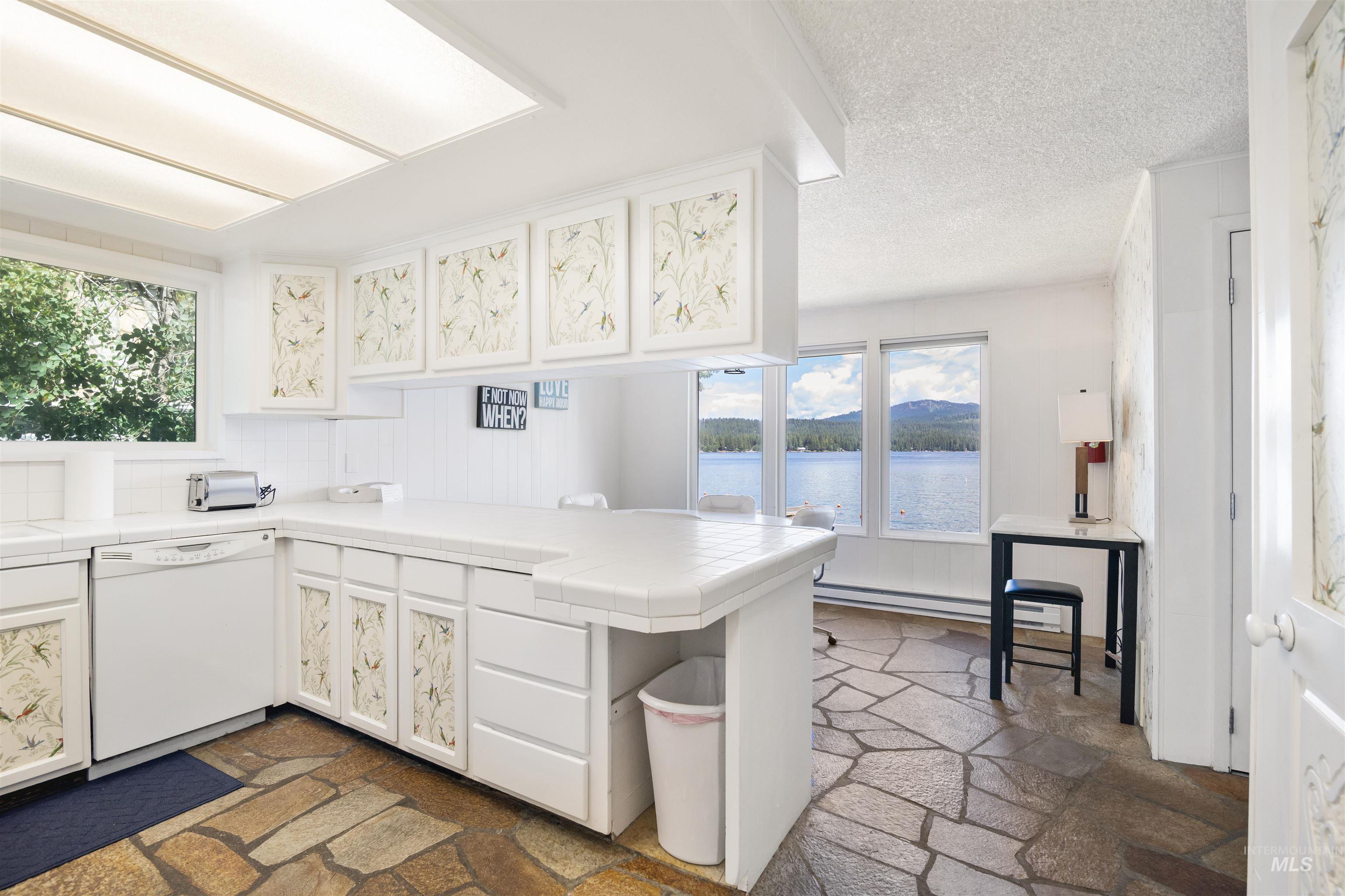 325, 327 W Lake St, McCall, Idaho 83638, 6 Bedrooms, 4 Bathrooms, Residential For Sale, Price $5,750,000, 98992653