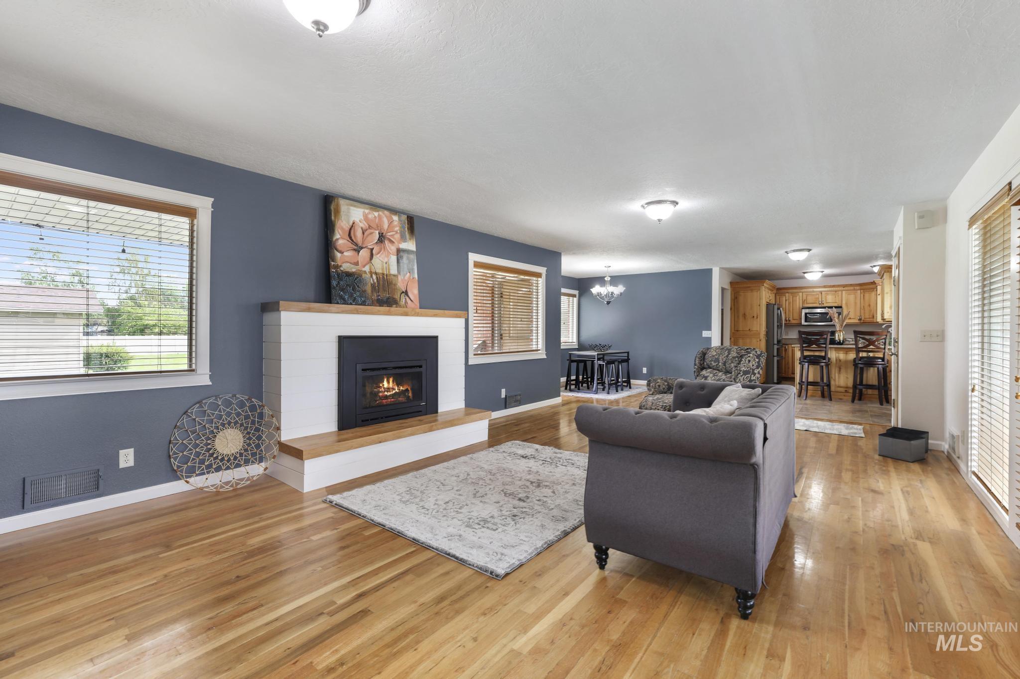 534 16th St, Rupert, Idaho 83350-0000, 5 Bedrooms, 2.5 Bathrooms, Residential For Sale, Price $443,000, 98992654