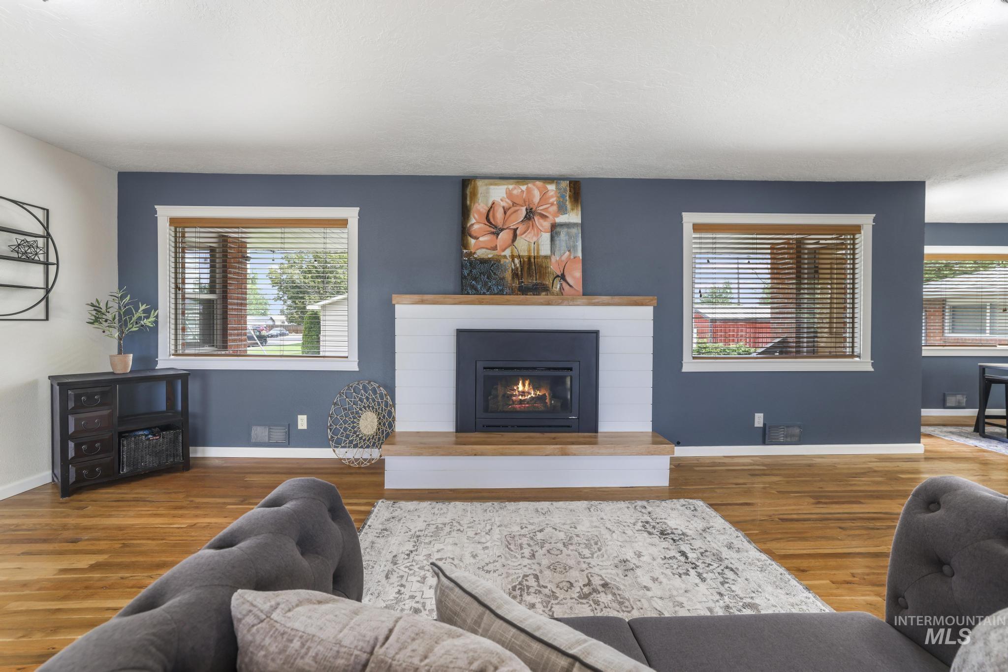 534 16th St, Rupert, Idaho 83350-0000, 5 Bedrooms, 2.5 Bathrooms, Residential For Sale, Price $443,000, 98992654