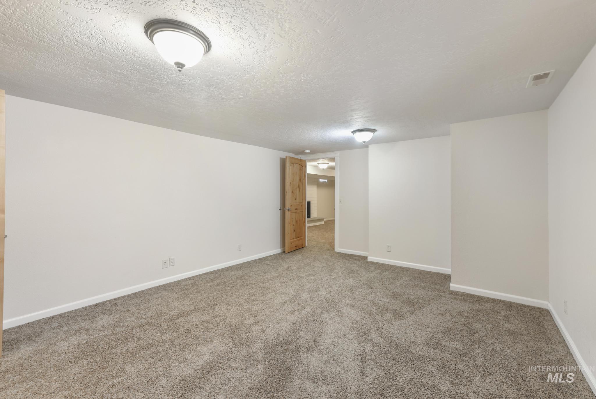 534 16th St, Rupert, Idaho 83350-0000, 5 Bedrooms, 2.5 Bathrooms, Residential For Sale, Price $443,000, 98992654