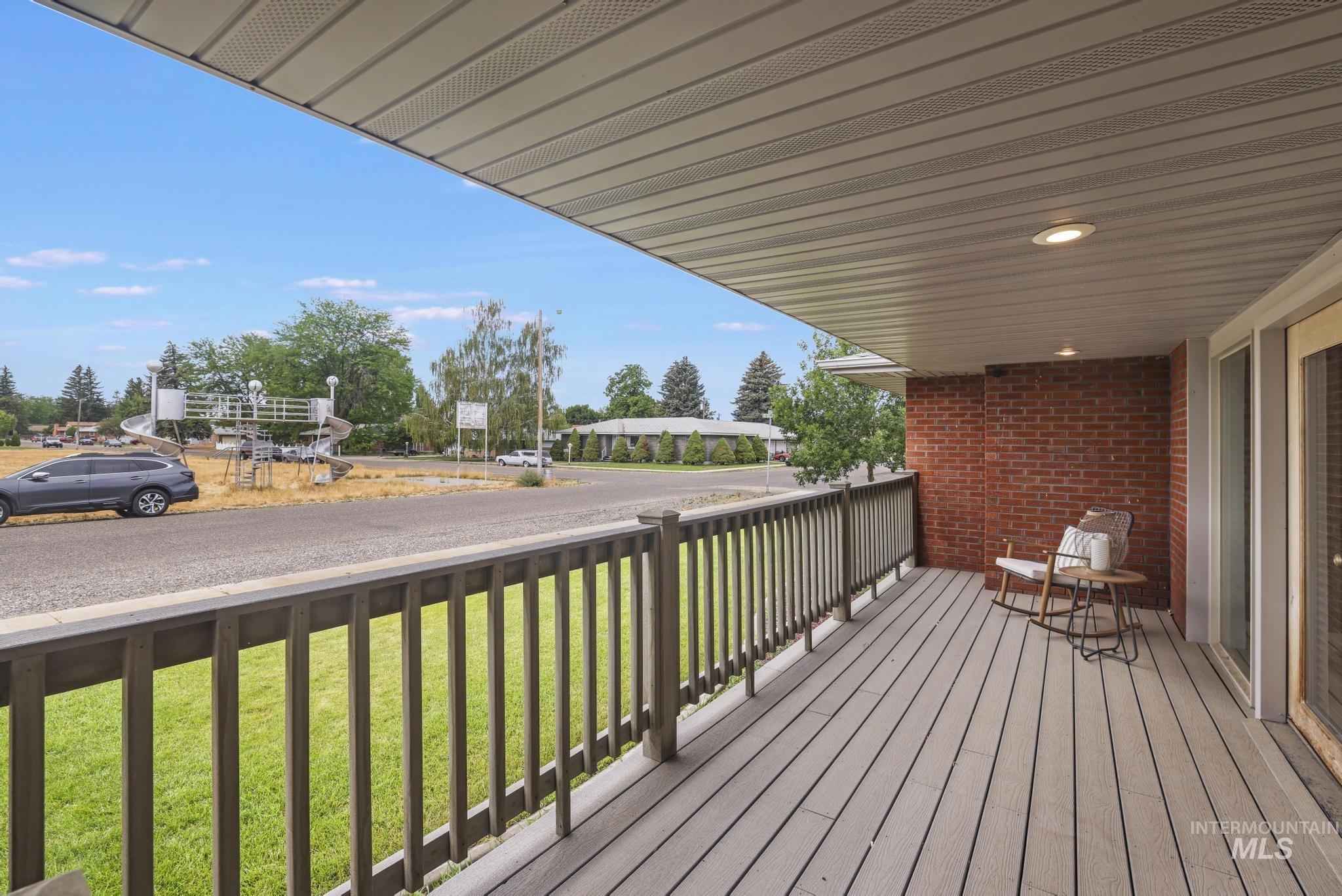 534 16th St, Rupert, Idaho 83350-0000, 5 Bedrooms, 2.5 Bathrooms, Residential For Sale, Price $443,000, 98992654