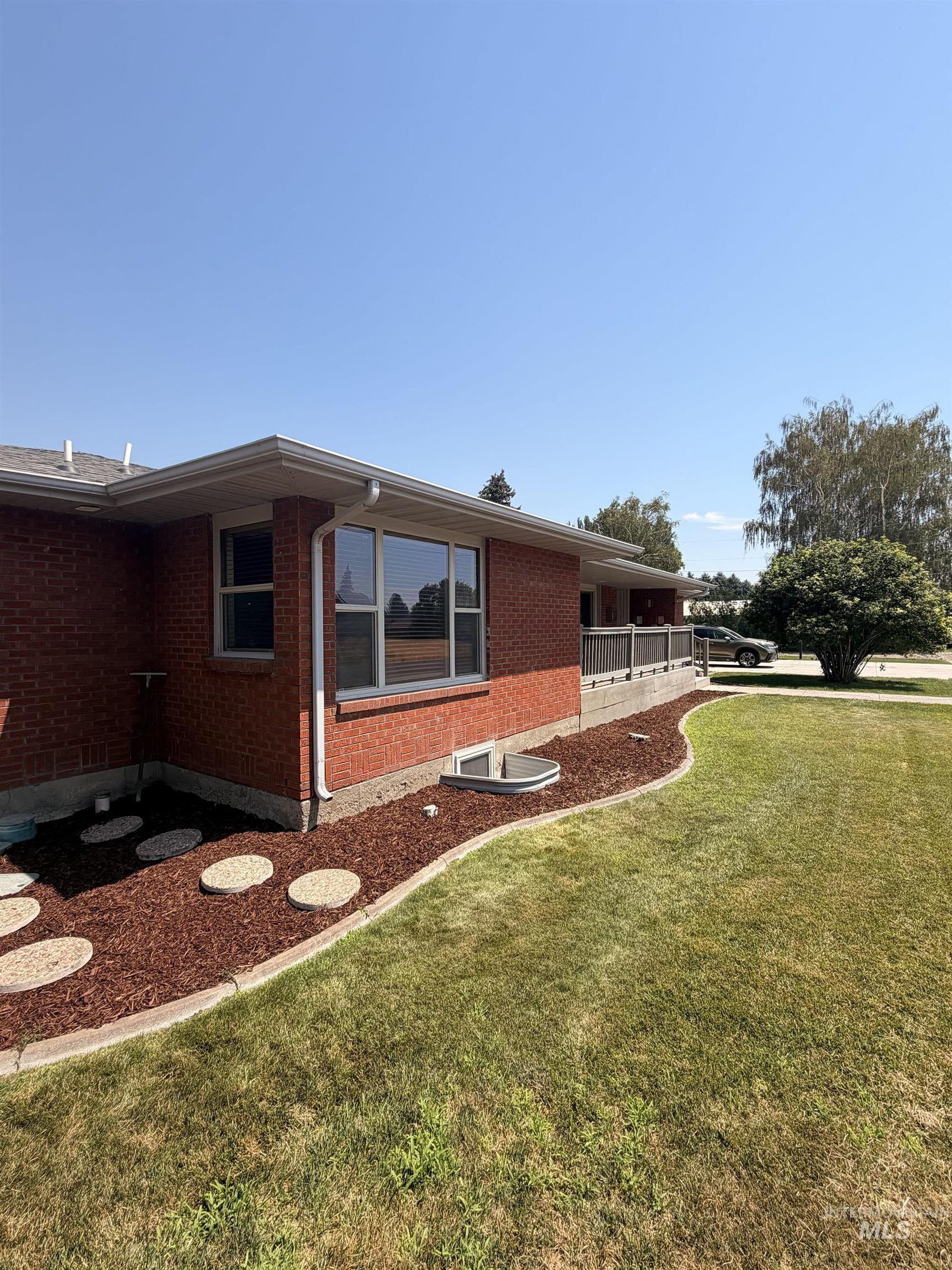 534 16th St, Rupert, Idaho 83350, 5 Bedrooms, 2.5 Bathrooms, Residential For Sale, Price $419,000,MLS 98992654