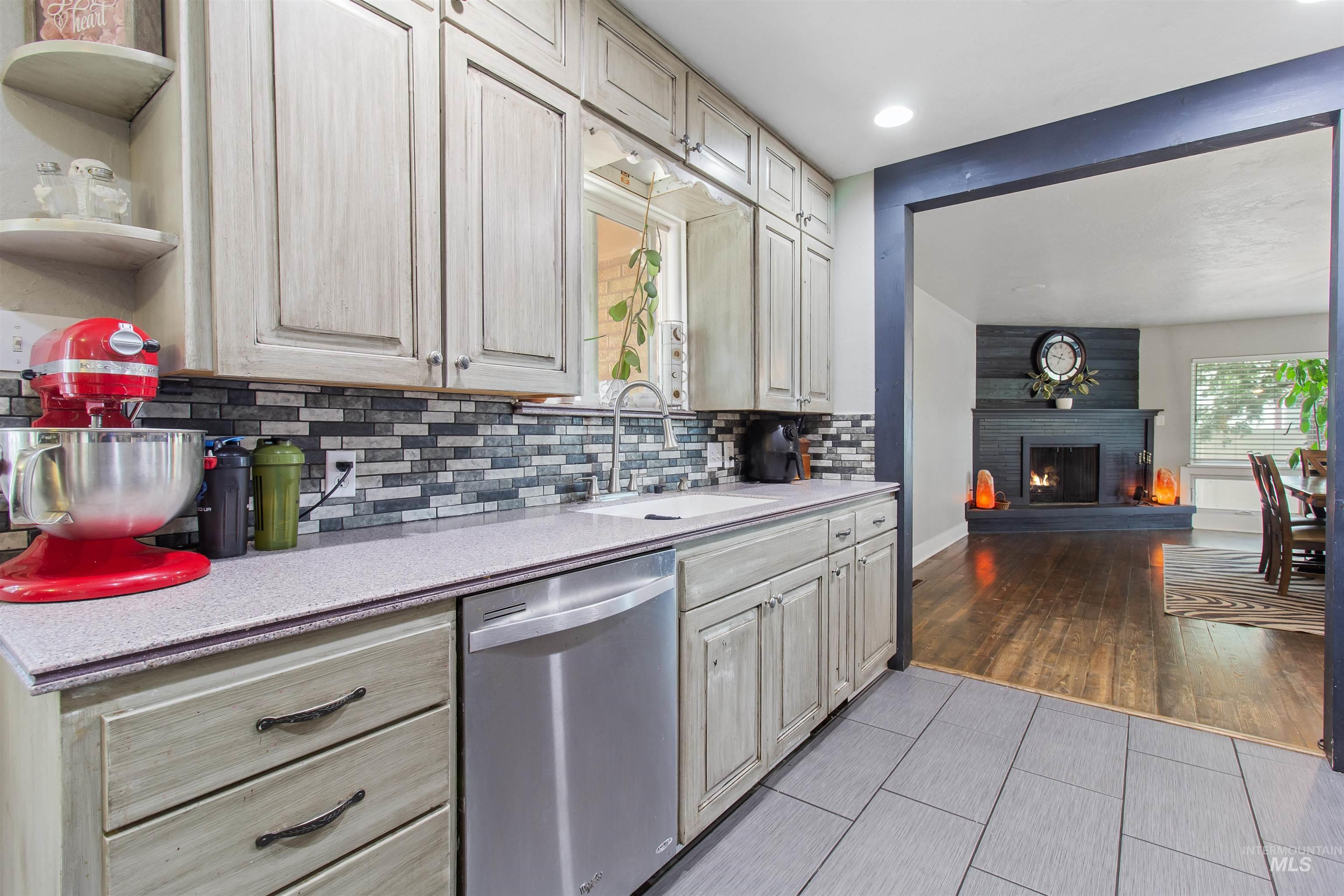 1968 Falls Ave E, Twin Falls, Idaho 83301, 5 Bedrooms, 2.5 Bathrooms, Residential For Sale, Price $499,000, 98992655