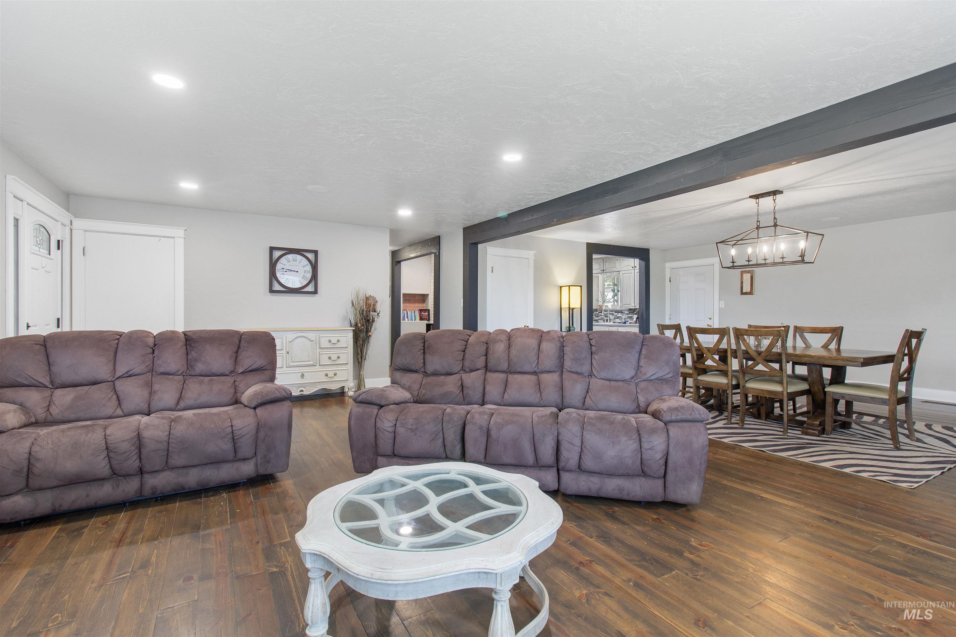 1968 Falls Ave E, Twin Falls, Idaho 83301, 5 Bedrooms, 2.5 Bathrooms, Residential For Sale, Price $499,000, 98992655