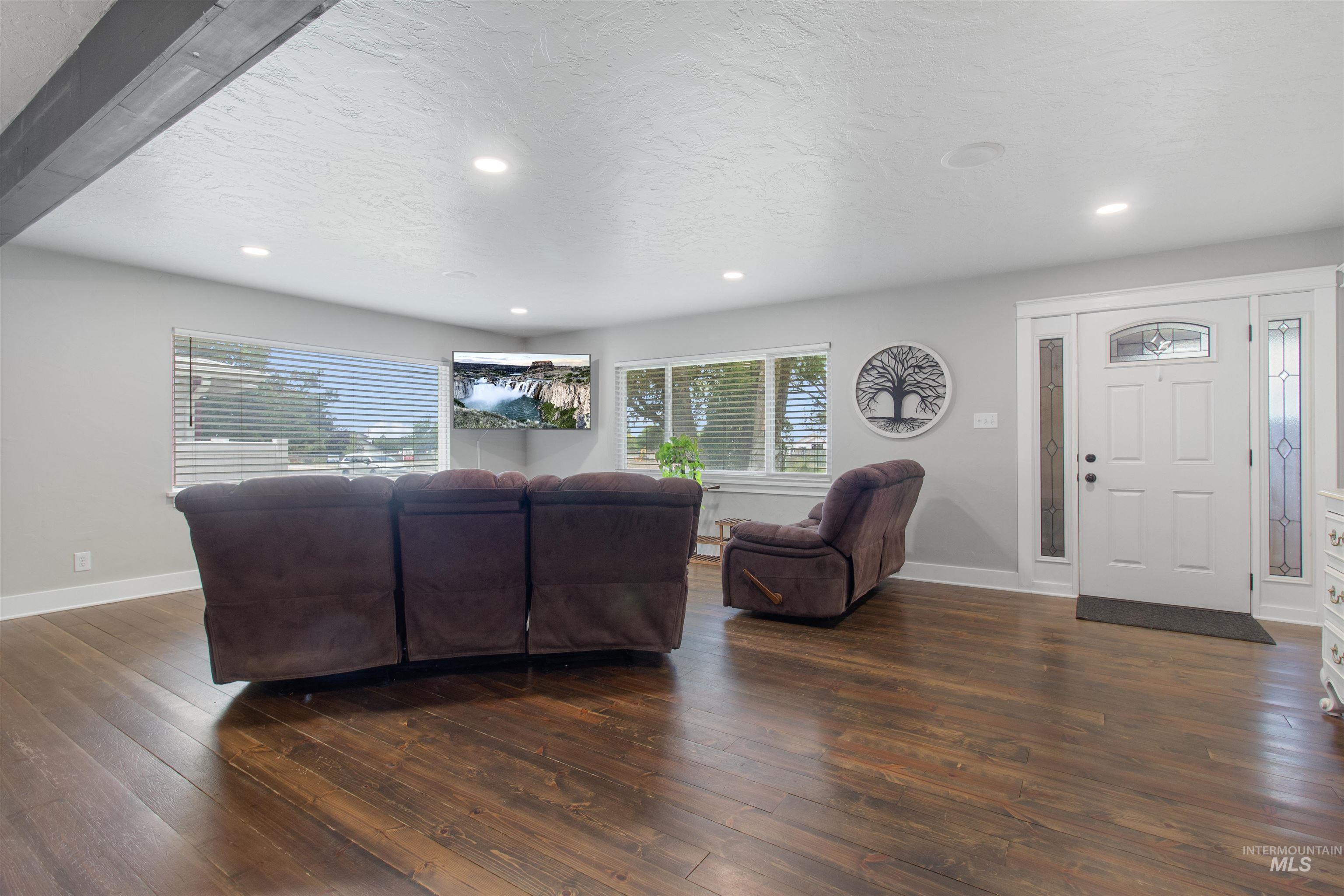 1968 Falls Ave E, Twin Falls, Idaho 83301, 5 Bedrooms, 2.5 Bathrooms, Residential For Sale, Price $499,000, 98992655